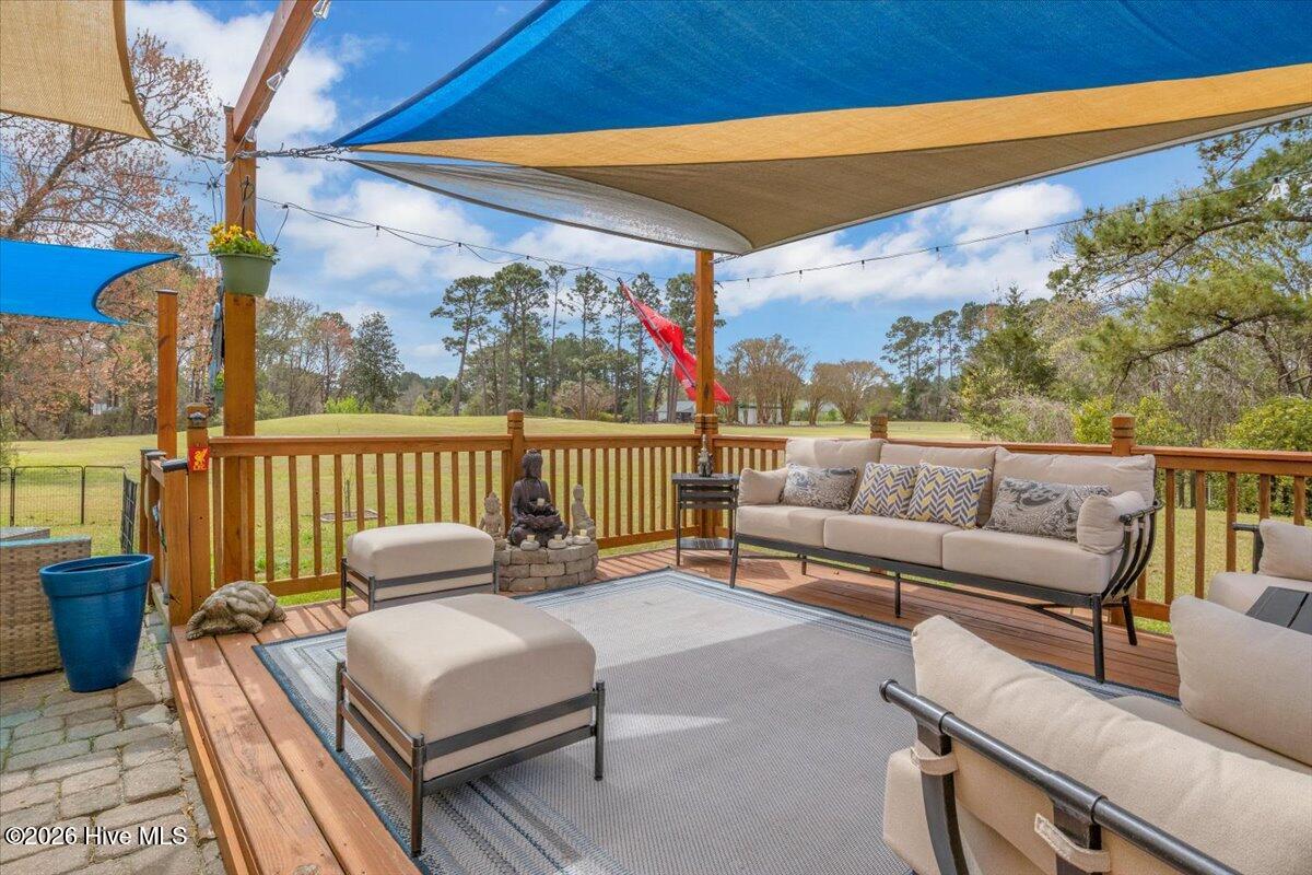 100563011 | Photo 49