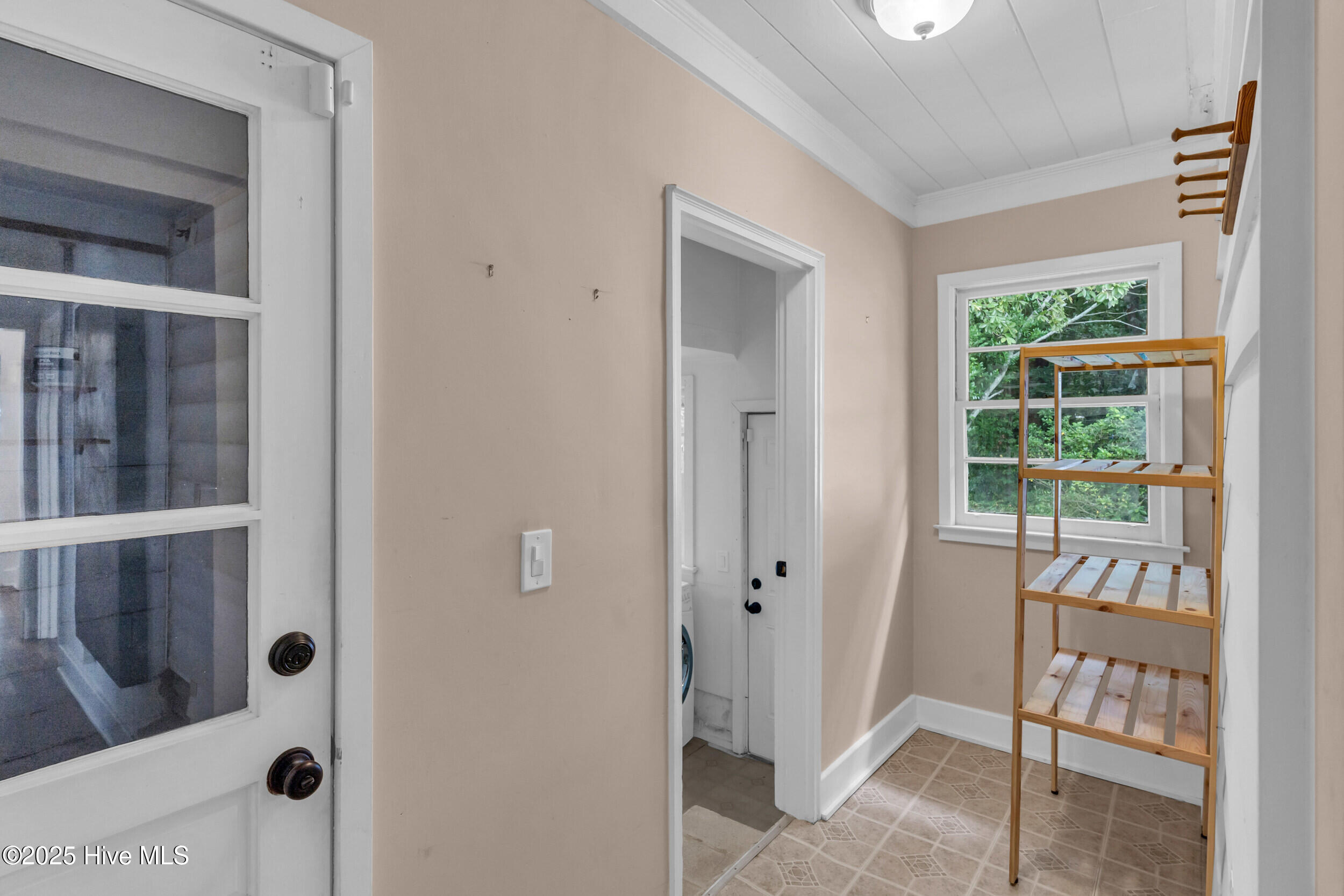 100527112 | Photo 23