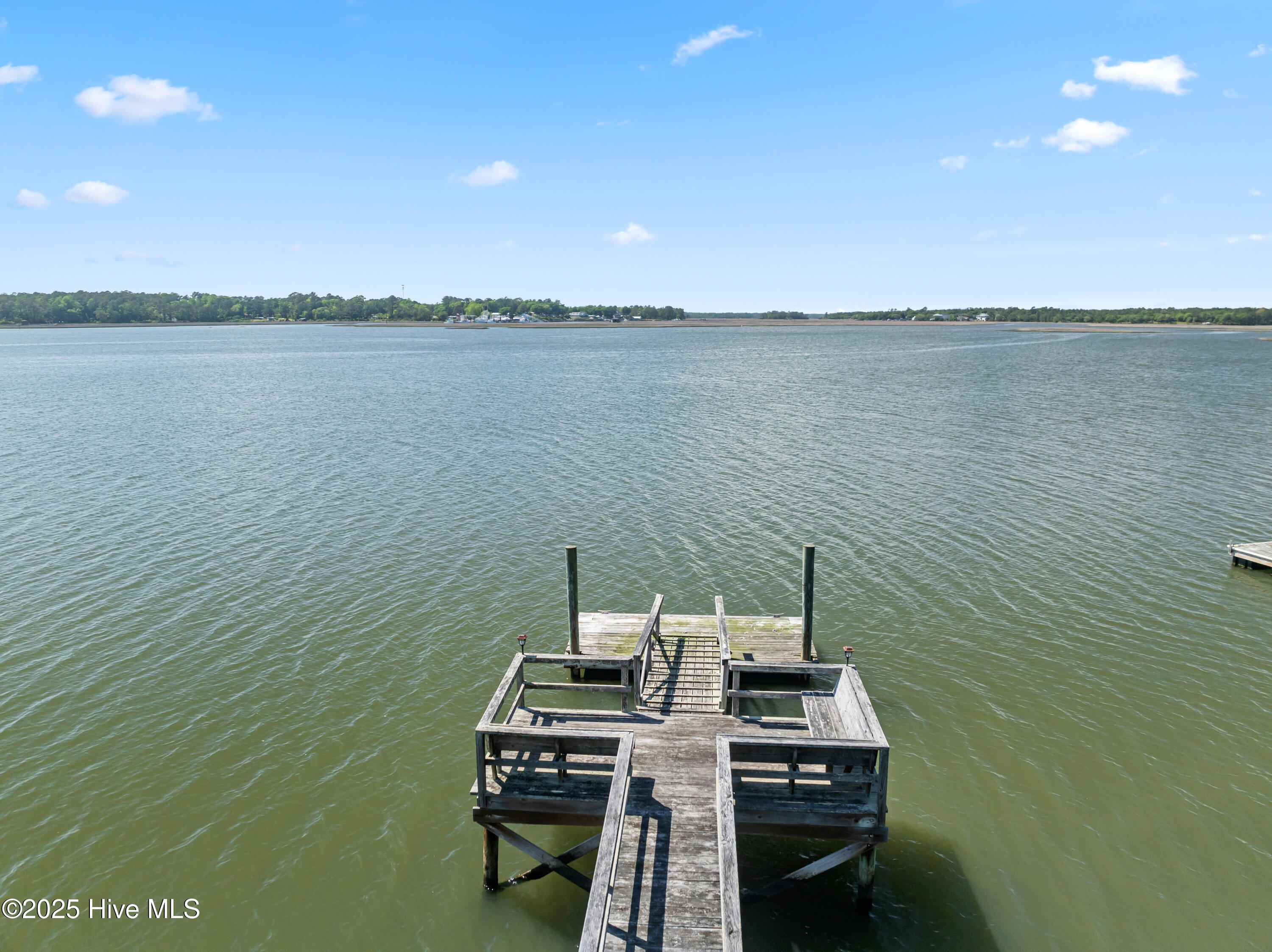 100570378 | Photo 74