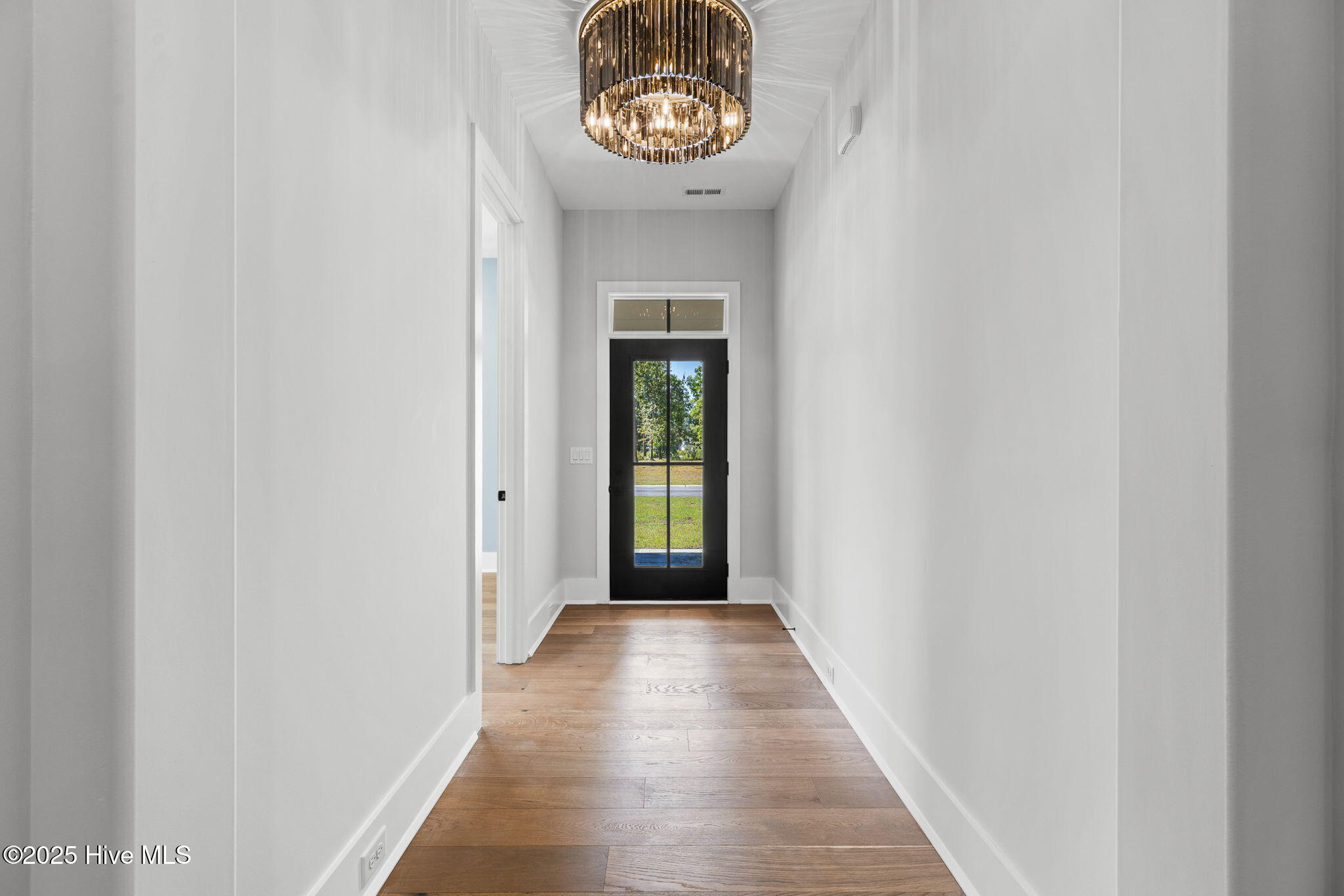 100522632 | Photo 11