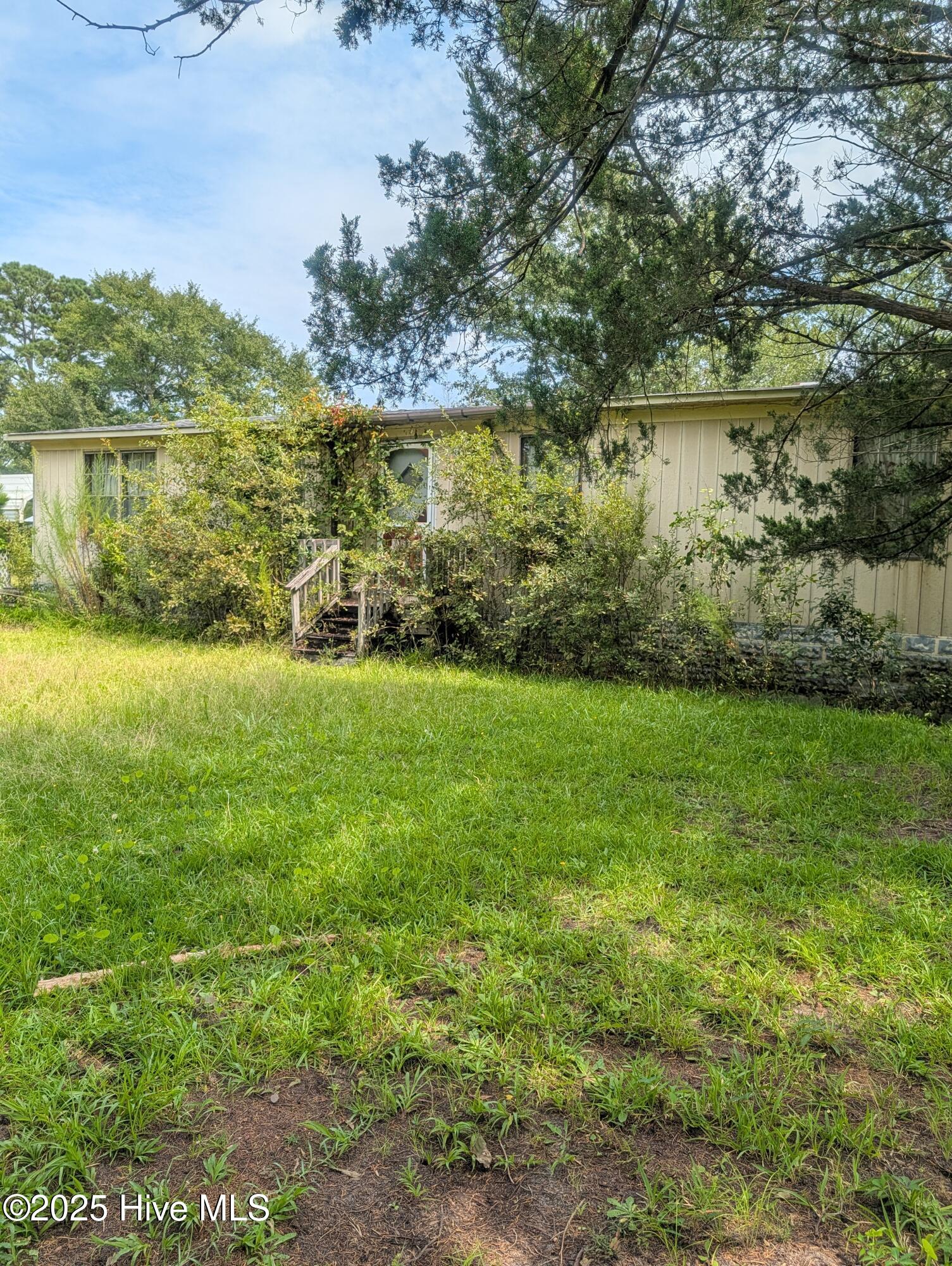 233 Pineview front door - Copy