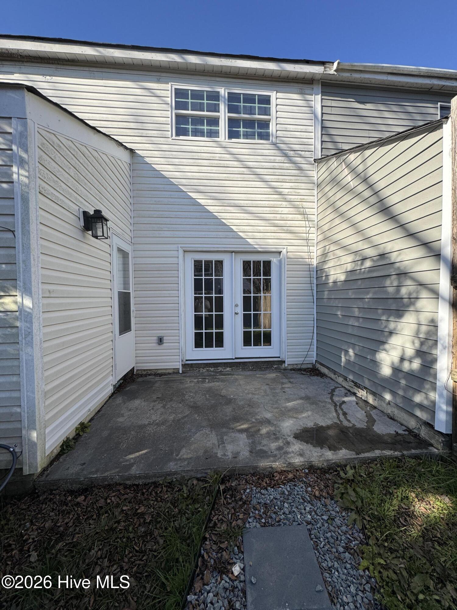 100551789 | Photo 17