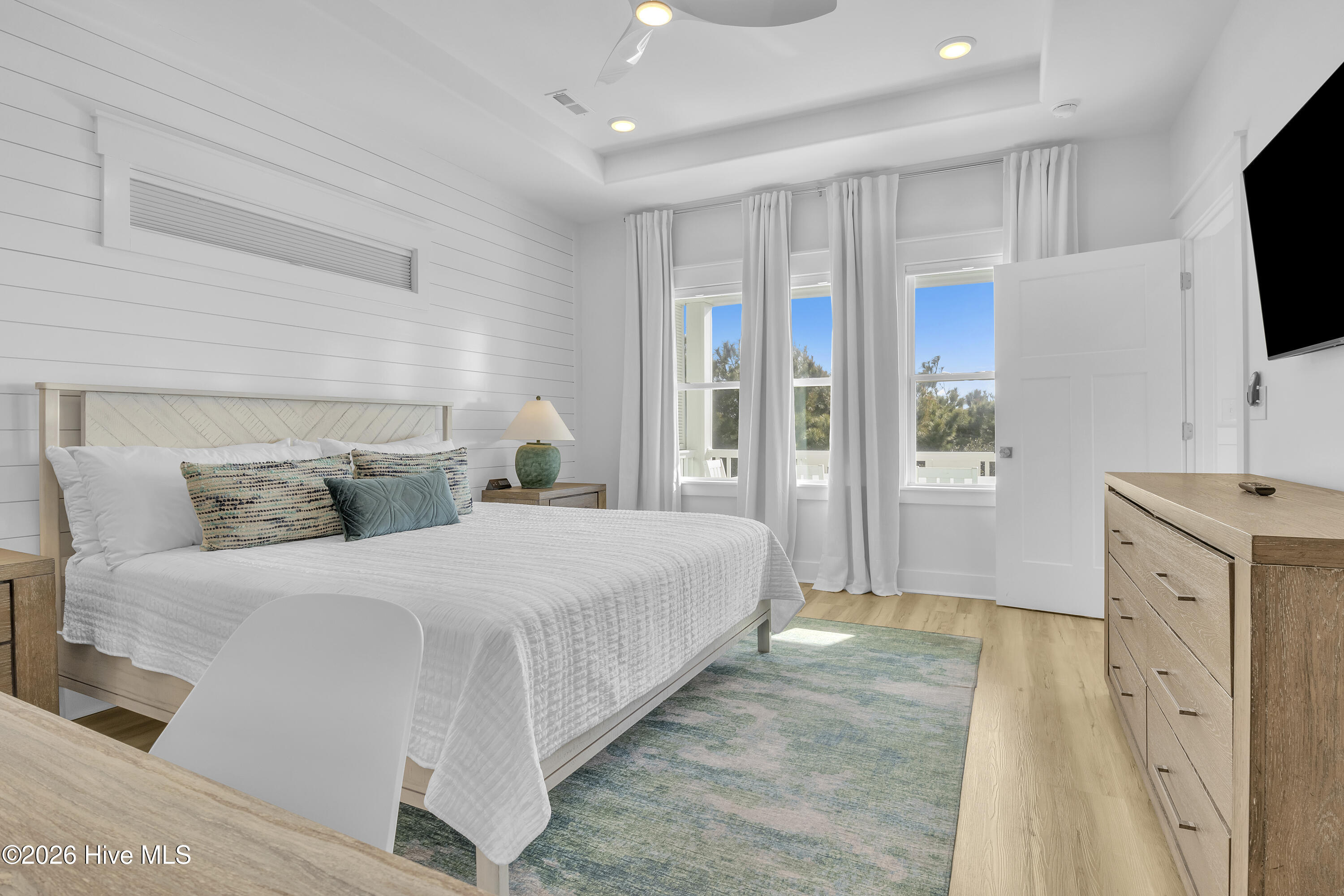 100549565 | Photo 32