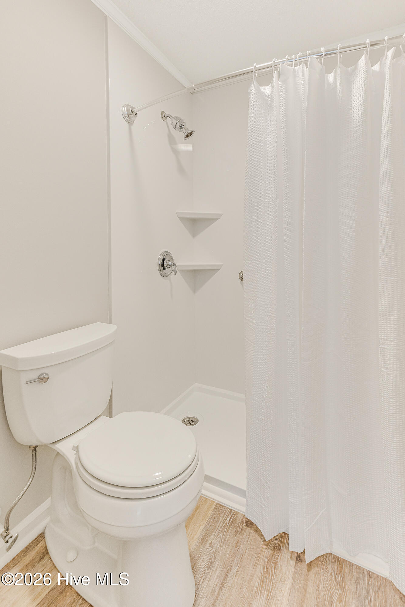 100562501 | Photo 34