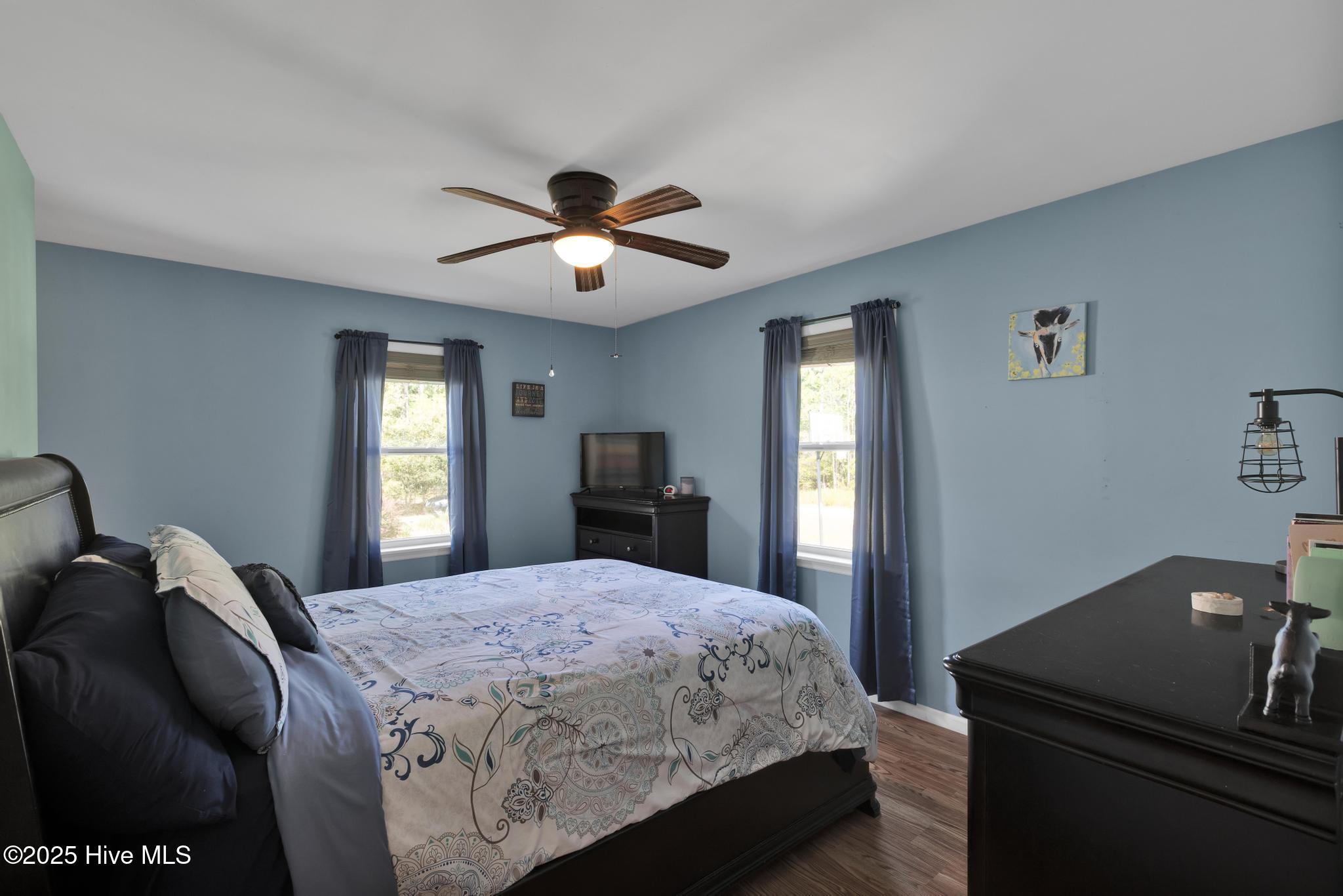 100527008 | Photo 14