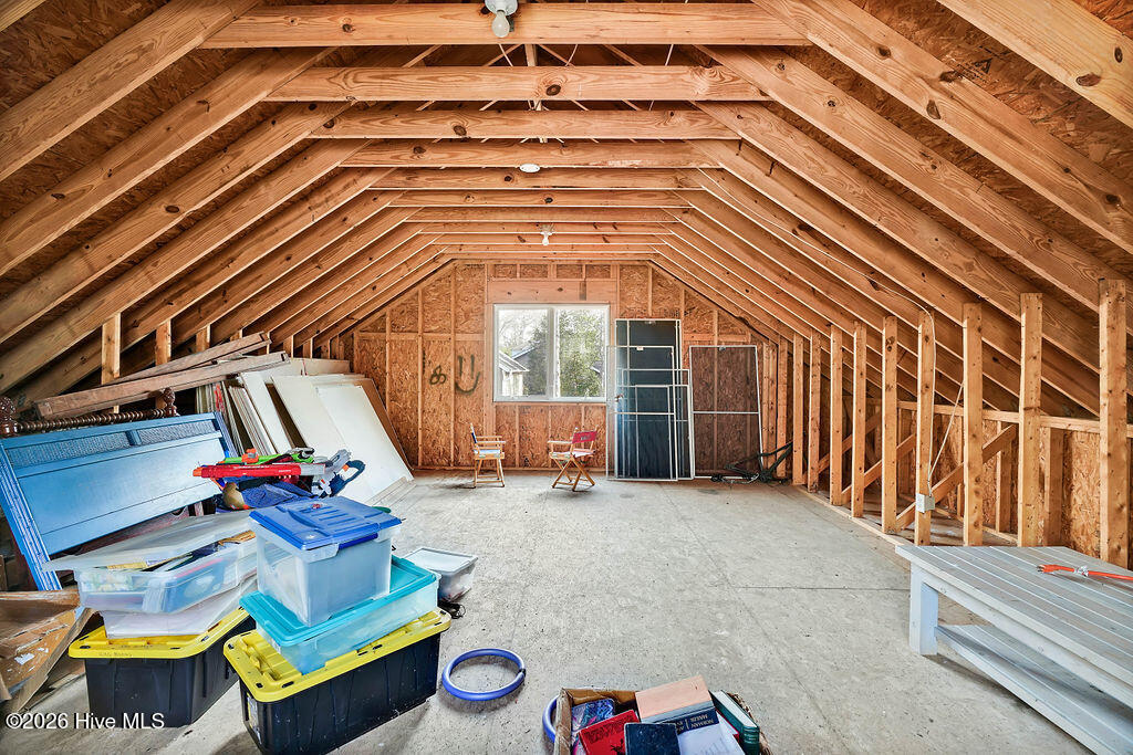 100559754 | Photo 34