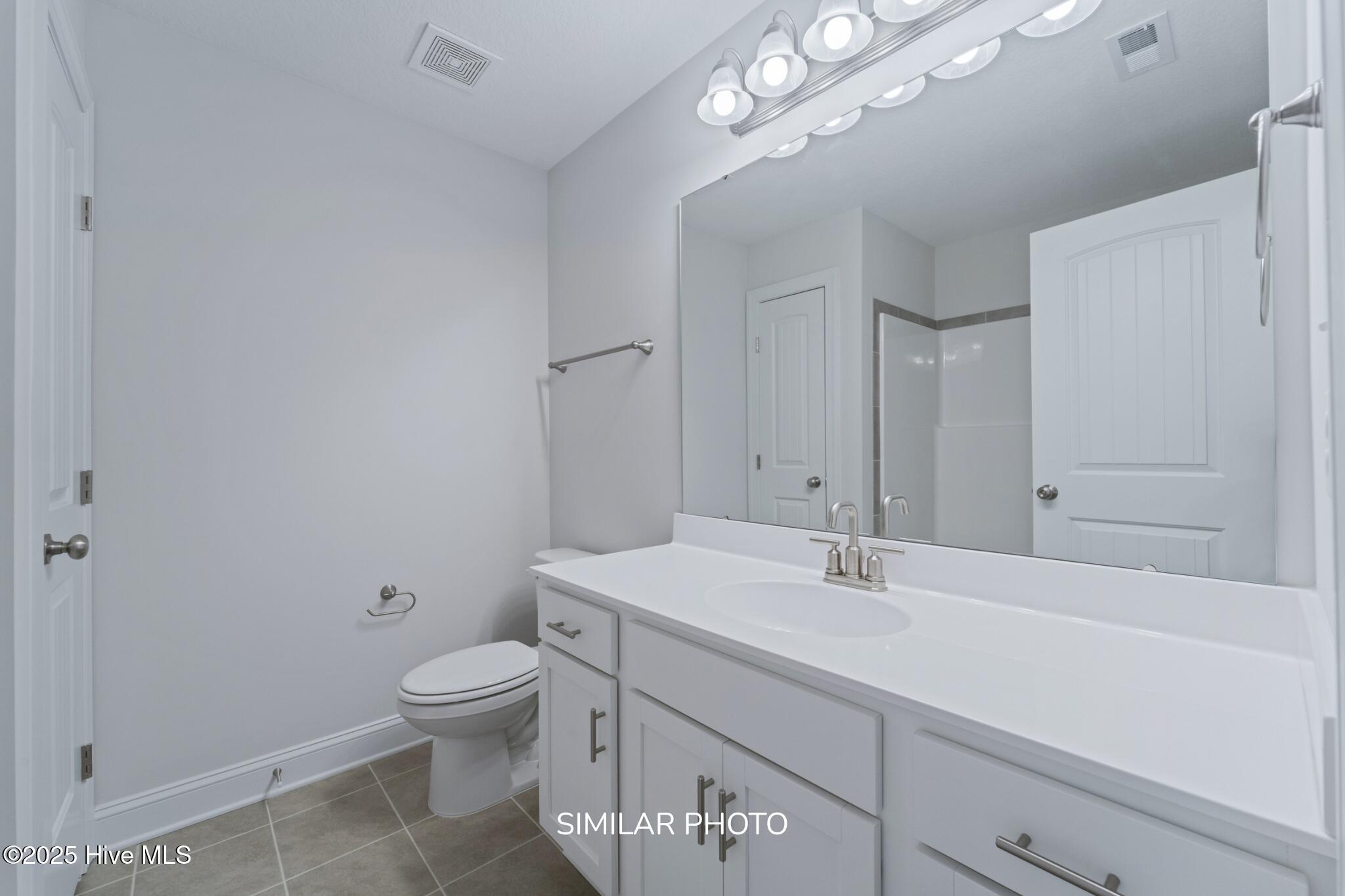 100518963 | Photo 40