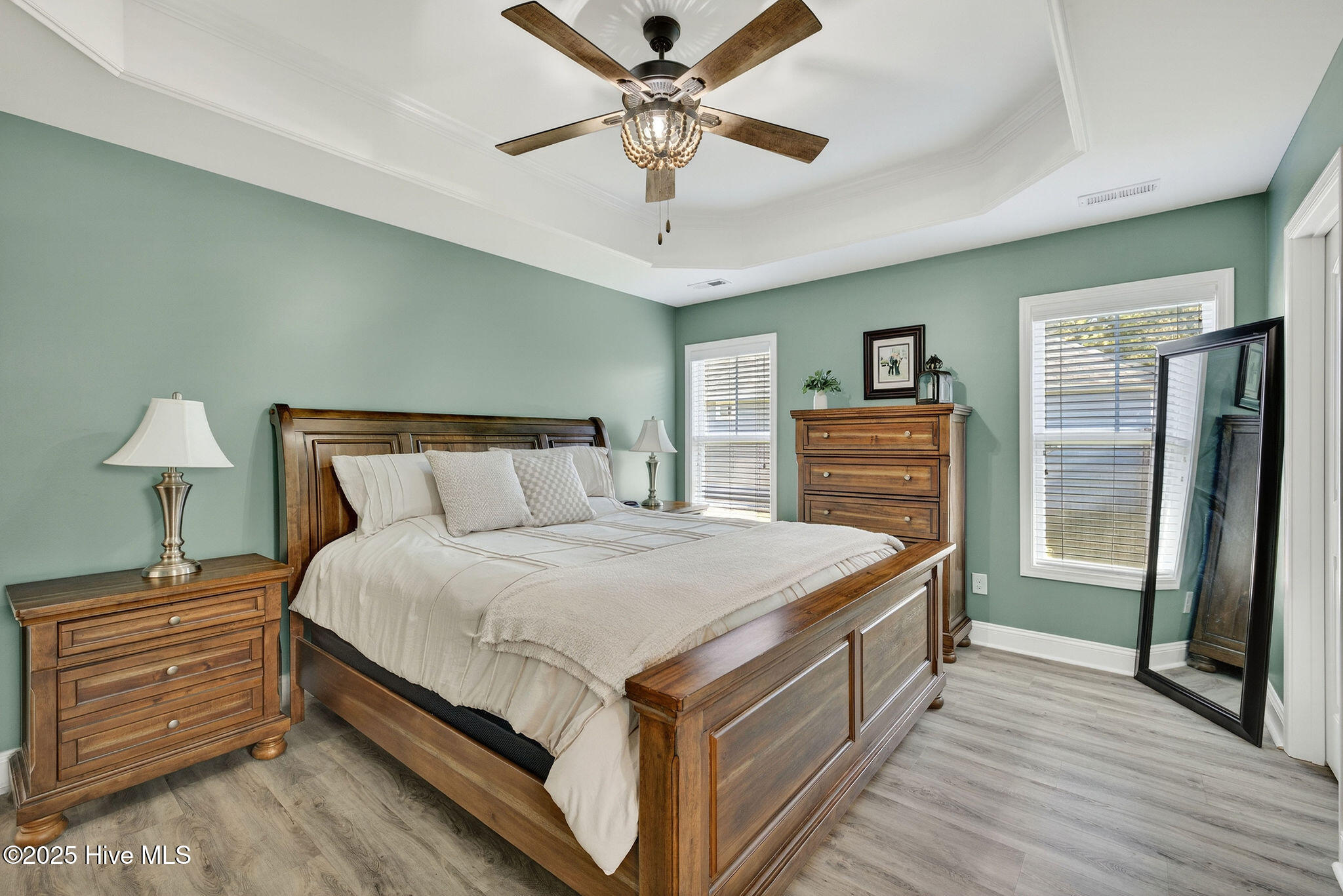 100539935 | Photo 14