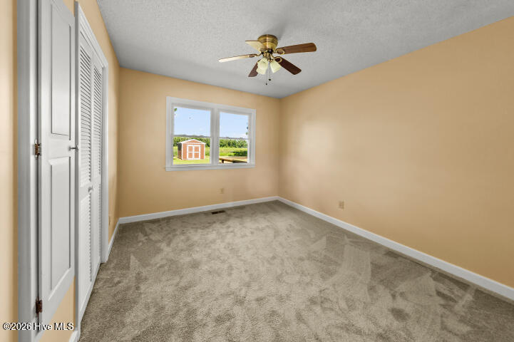 22367 Nc Highway 55,Oriental
