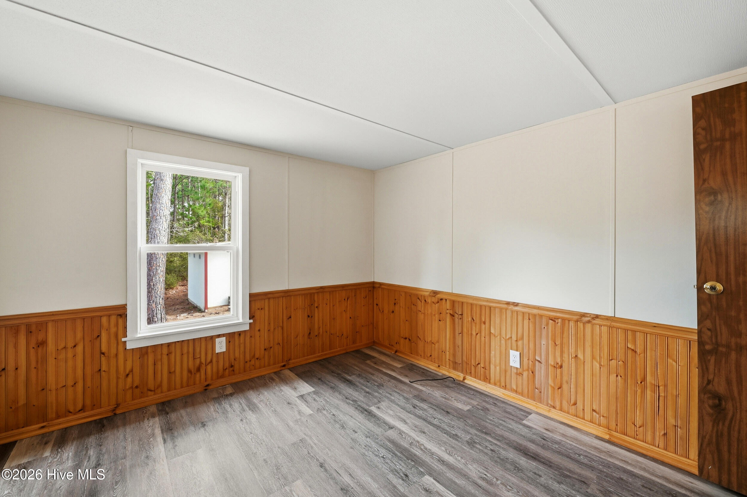 100552656 | Photo 17