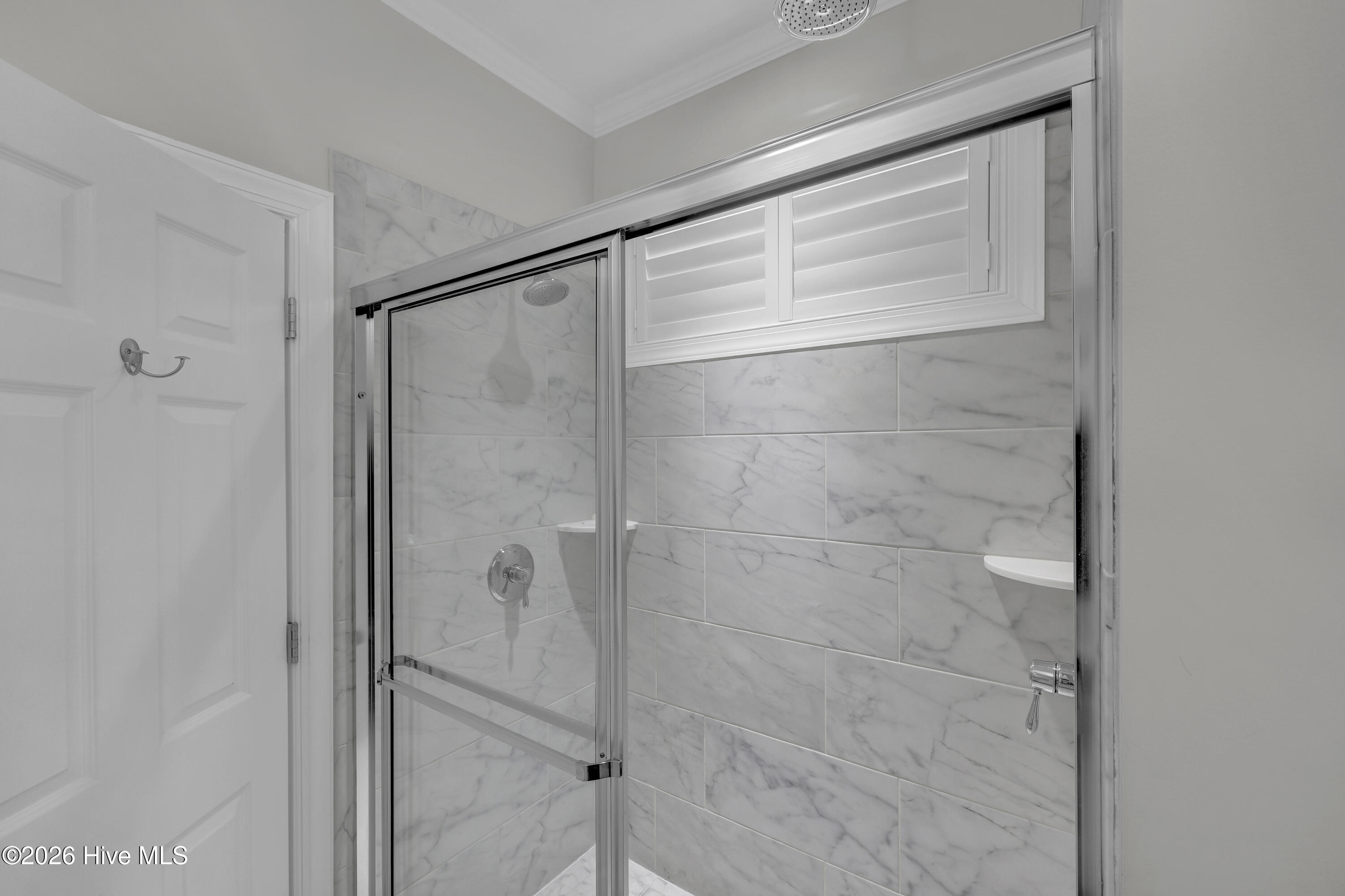 100566208 | Photo 21