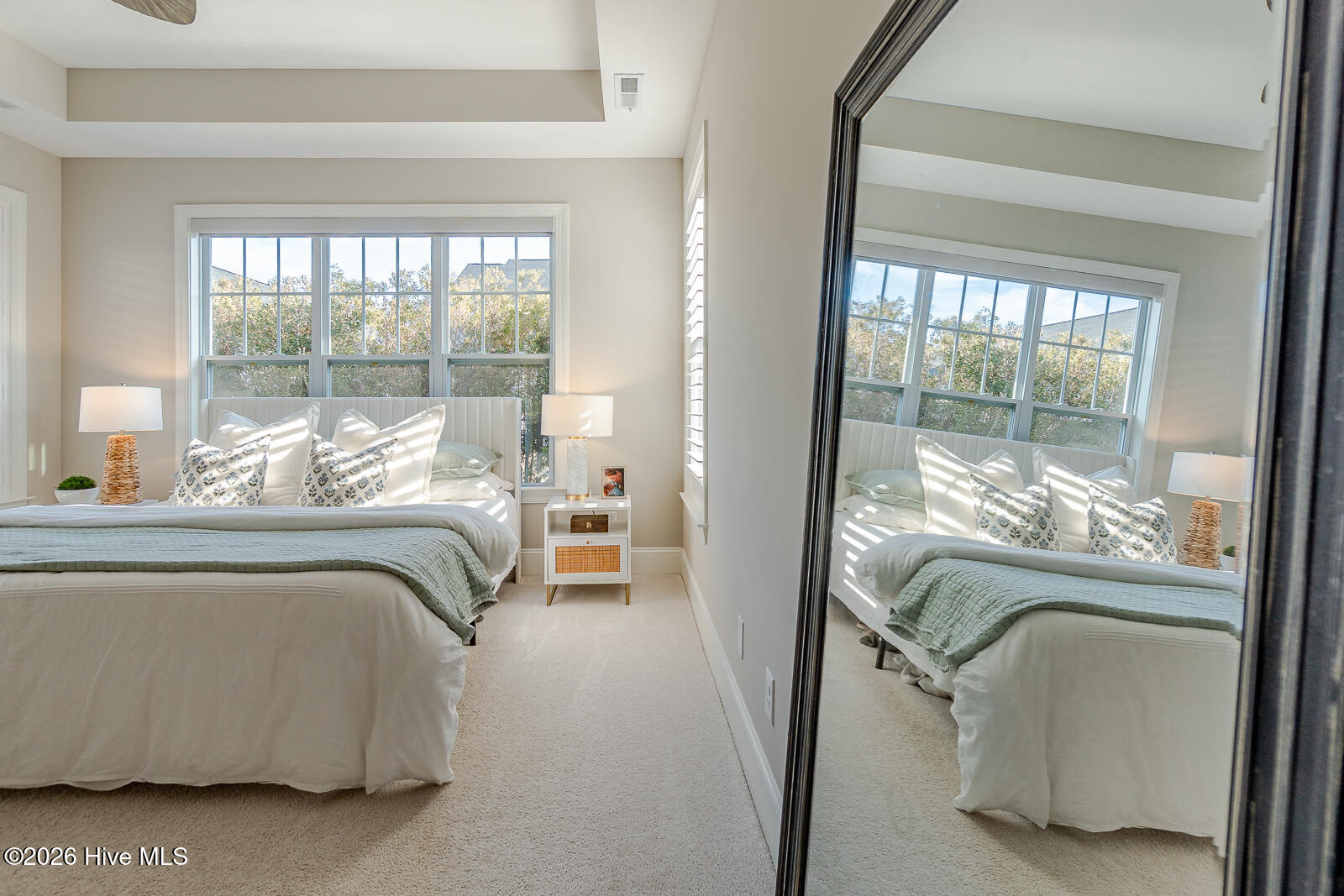 100555037 | Photo 34