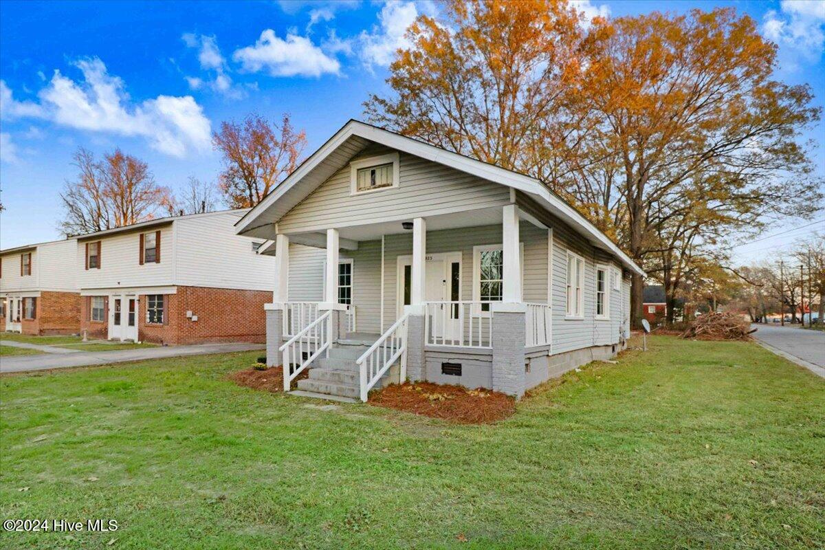 03-923 Belvedere St-3