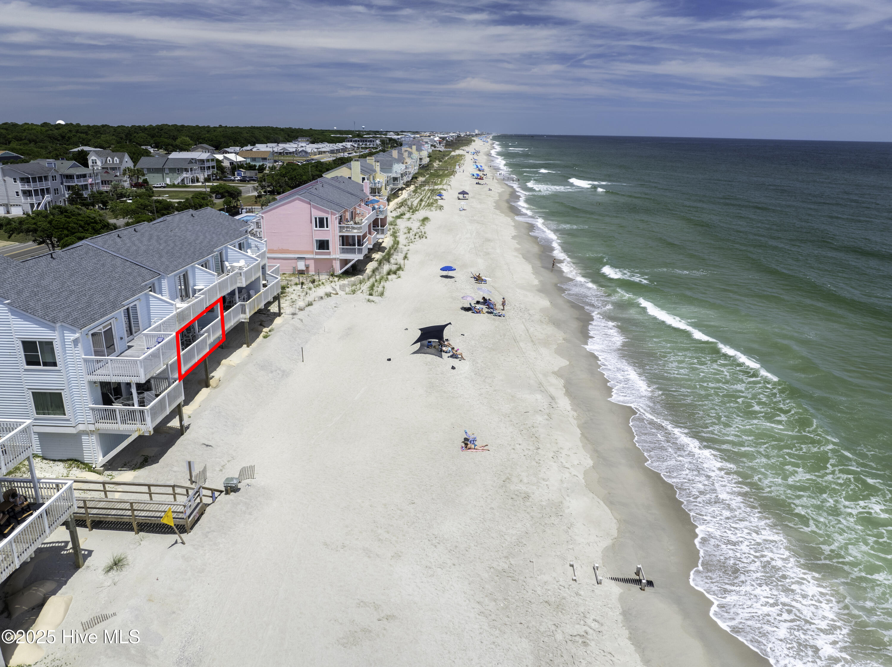 100560966 | Photo 57