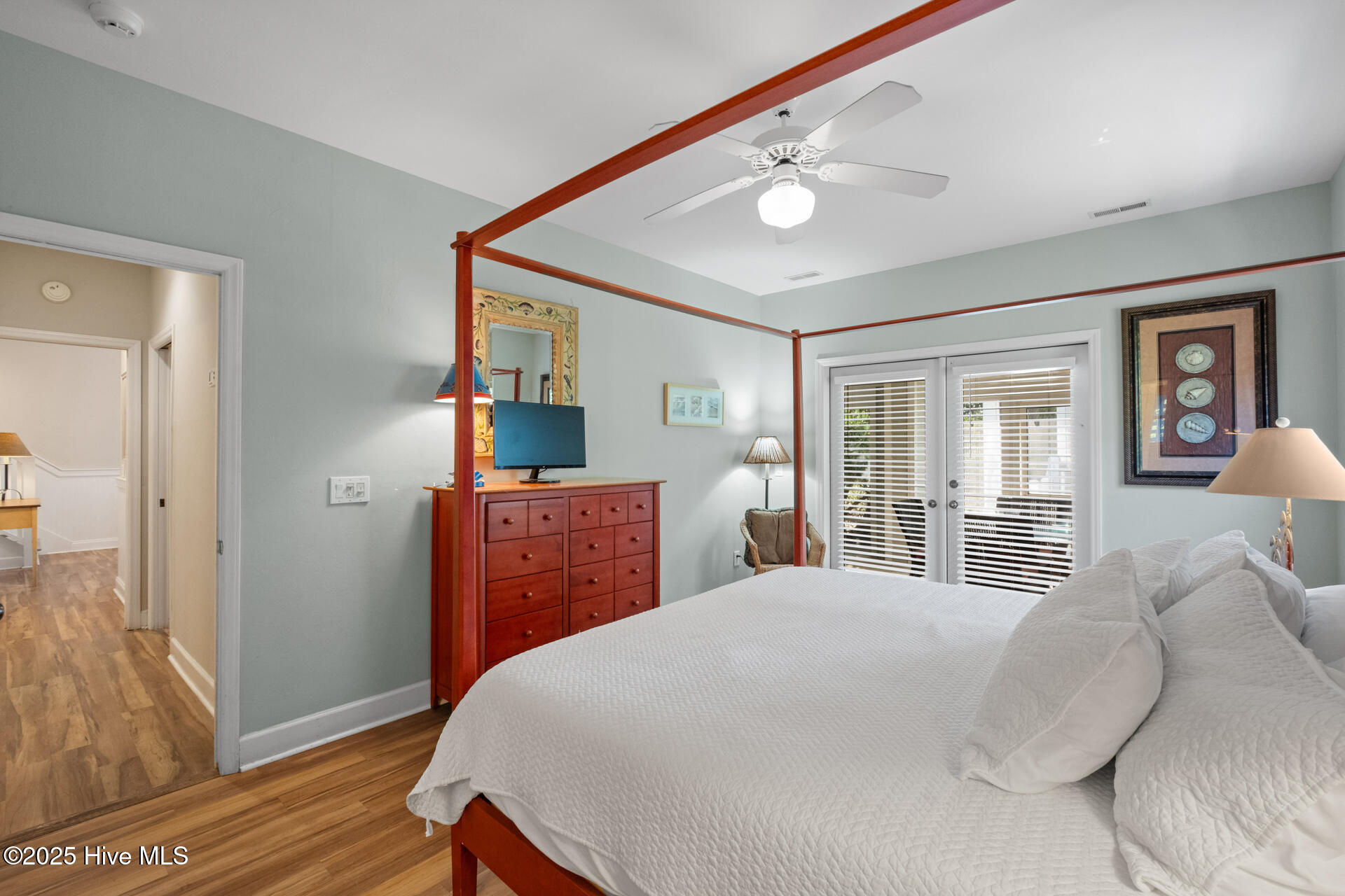 100539936 | Photo 16