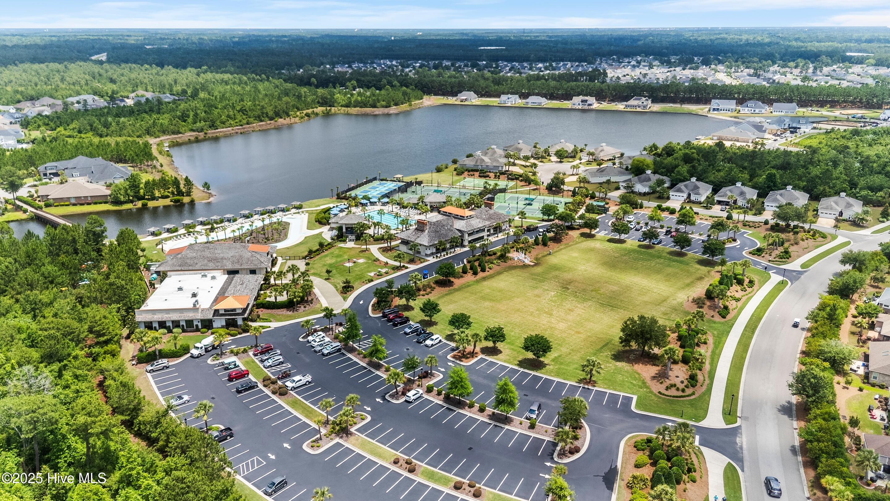 100554494 | Photo 54