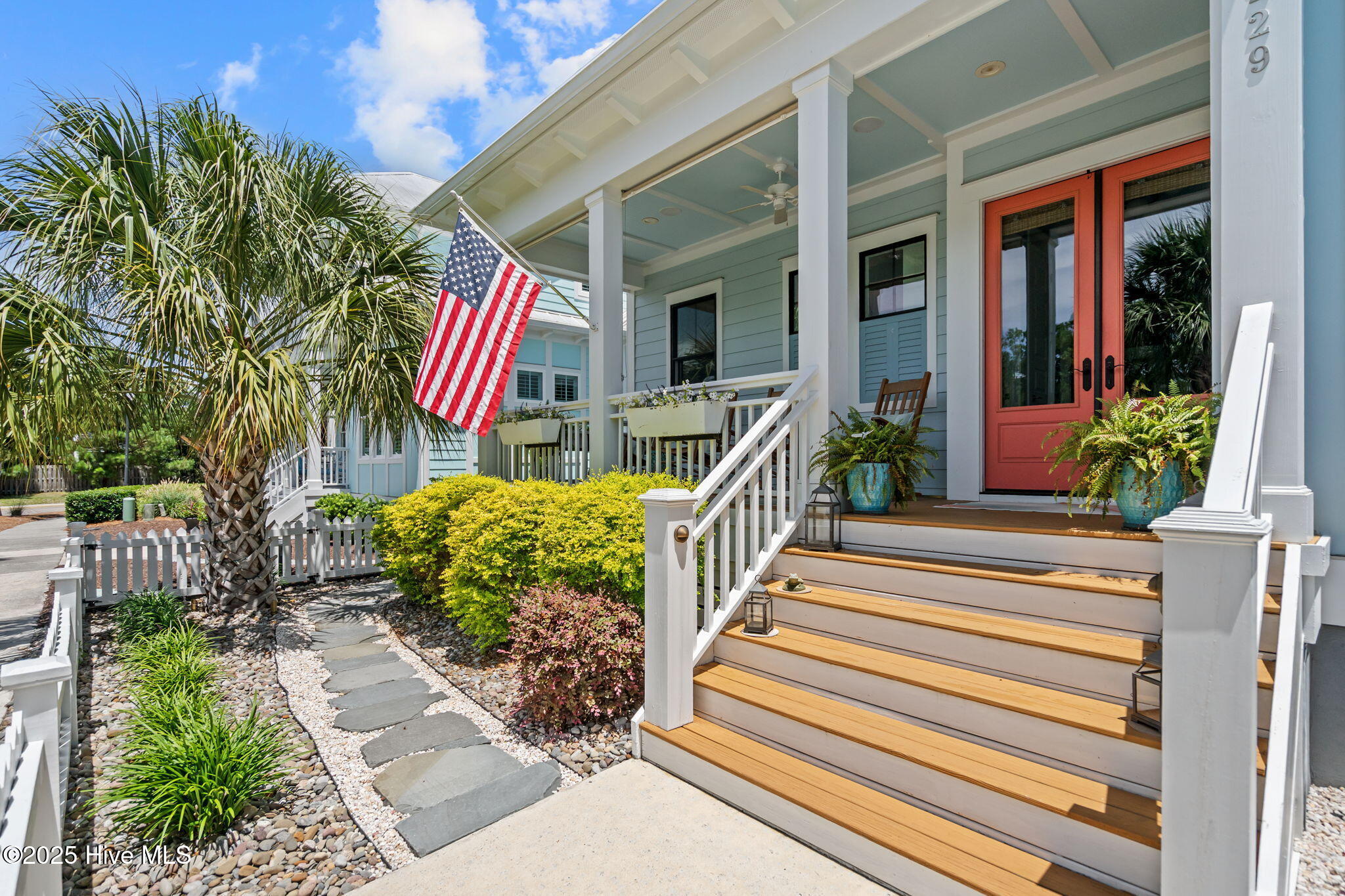 1229 Croaker Lane, Carolina Beach, NC 28428 – photo 4: 80-web-or-mls-DSC05181