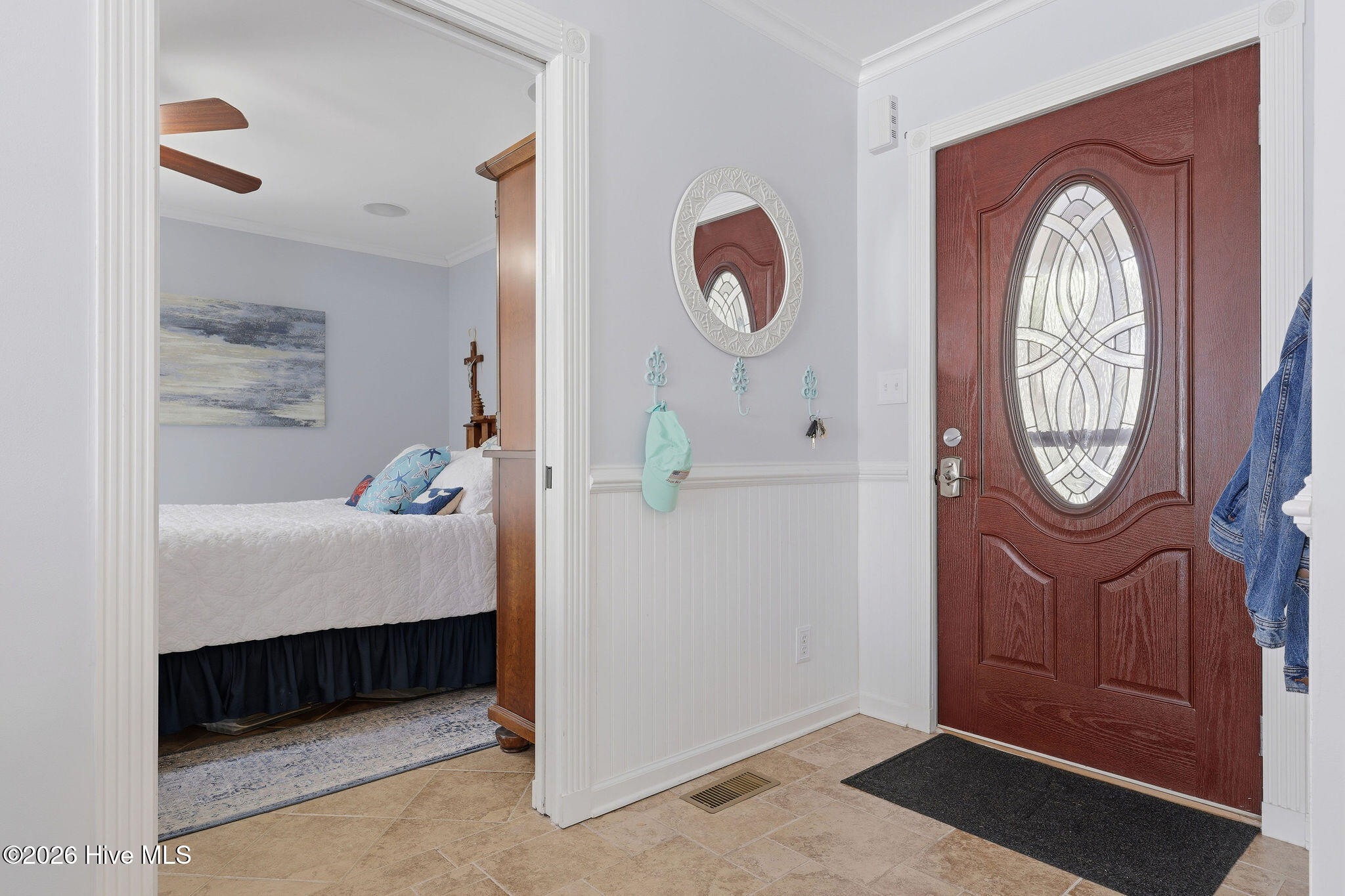 100564748 | Photo 32