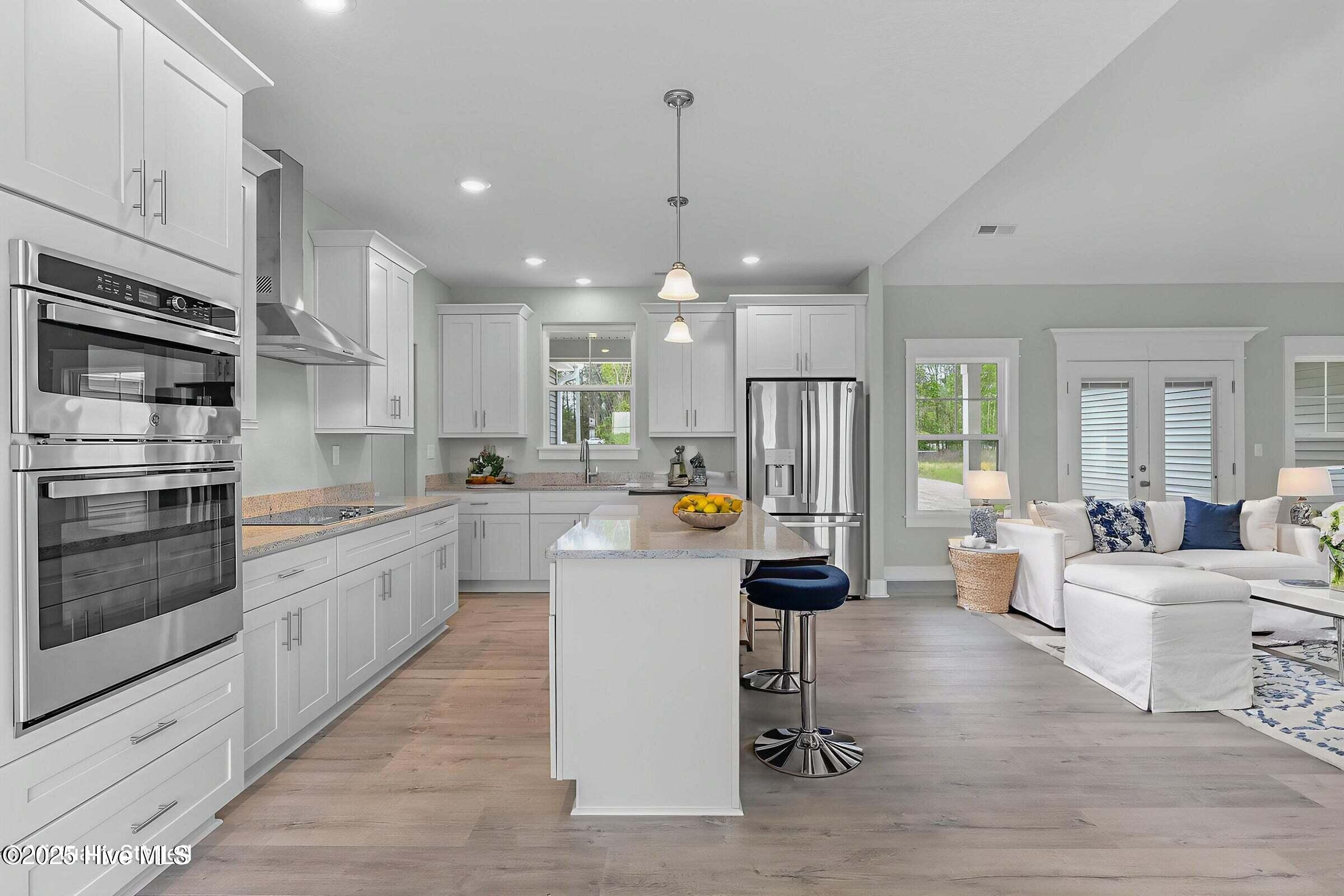 20250722045130677375000000-o