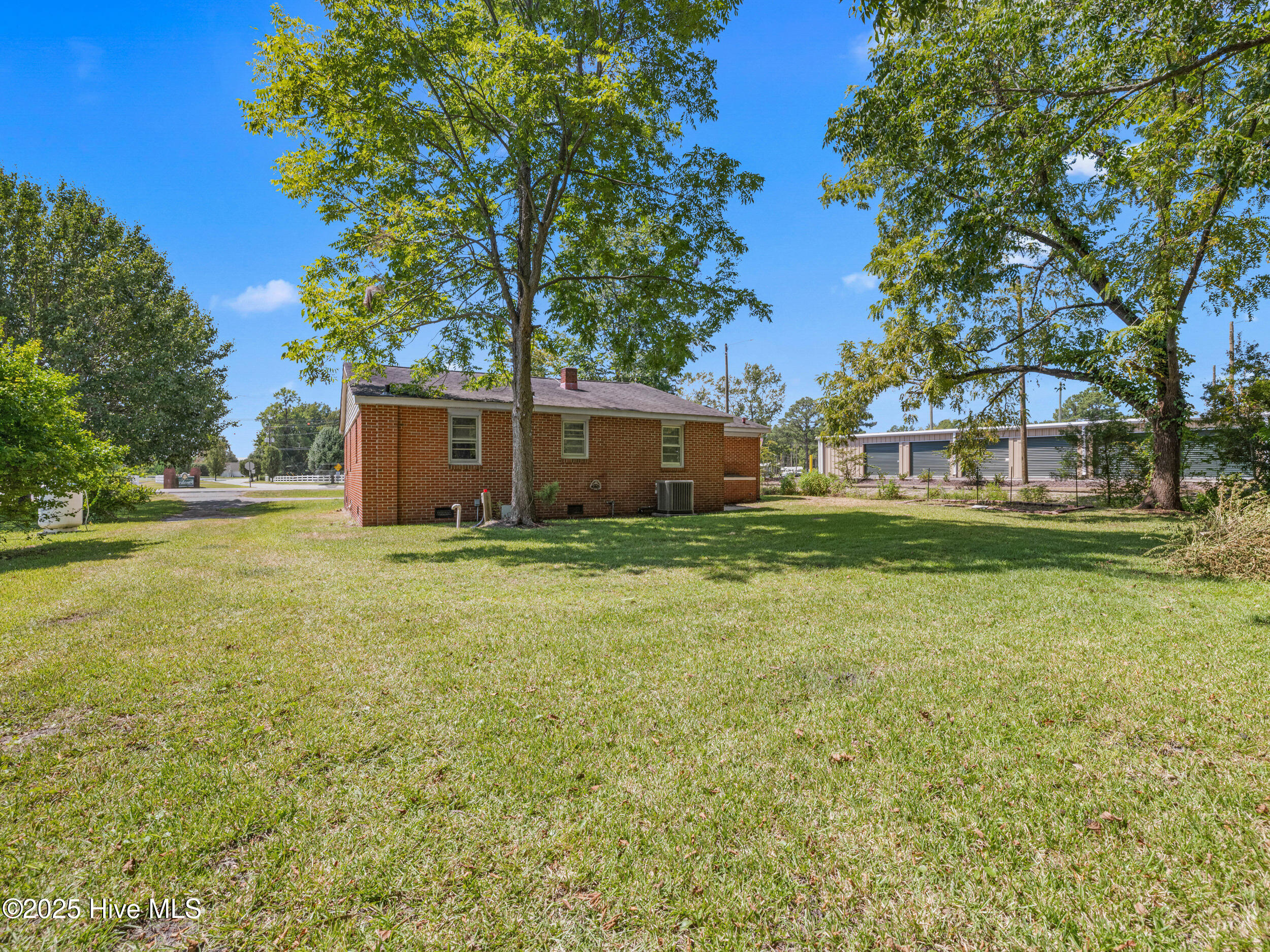 100529453 | Photo 32