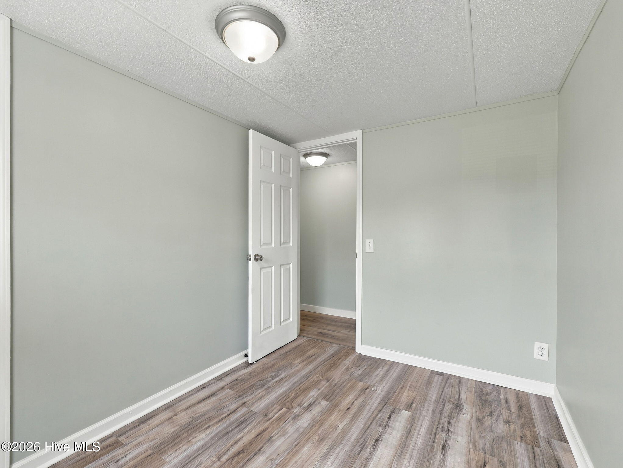 322 N Winchester Lane,Hubert