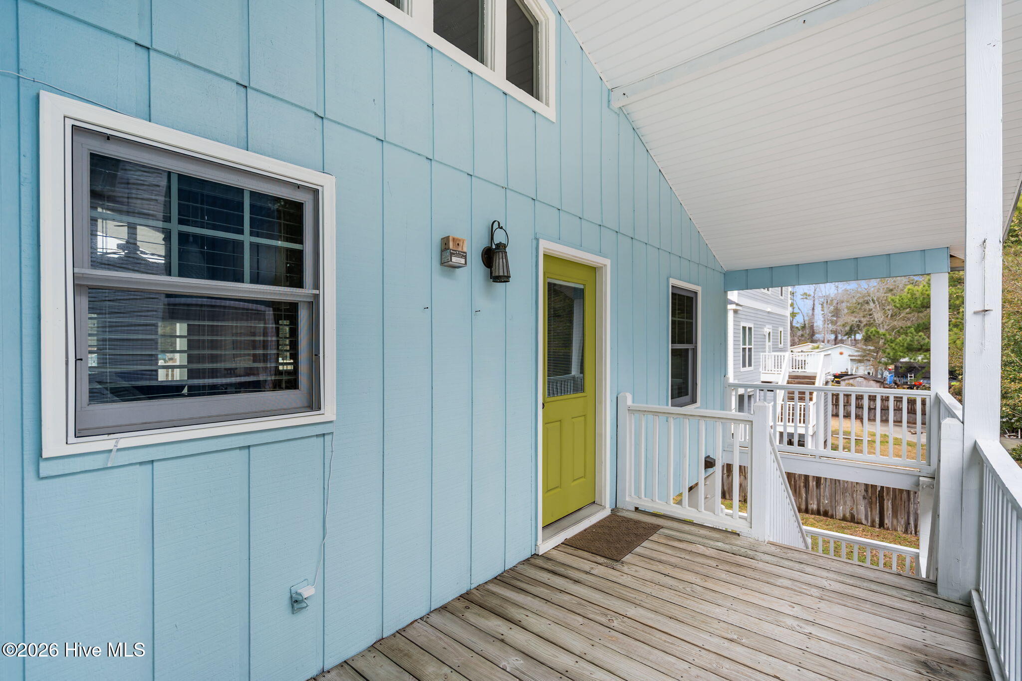 100543033 | Photo 23