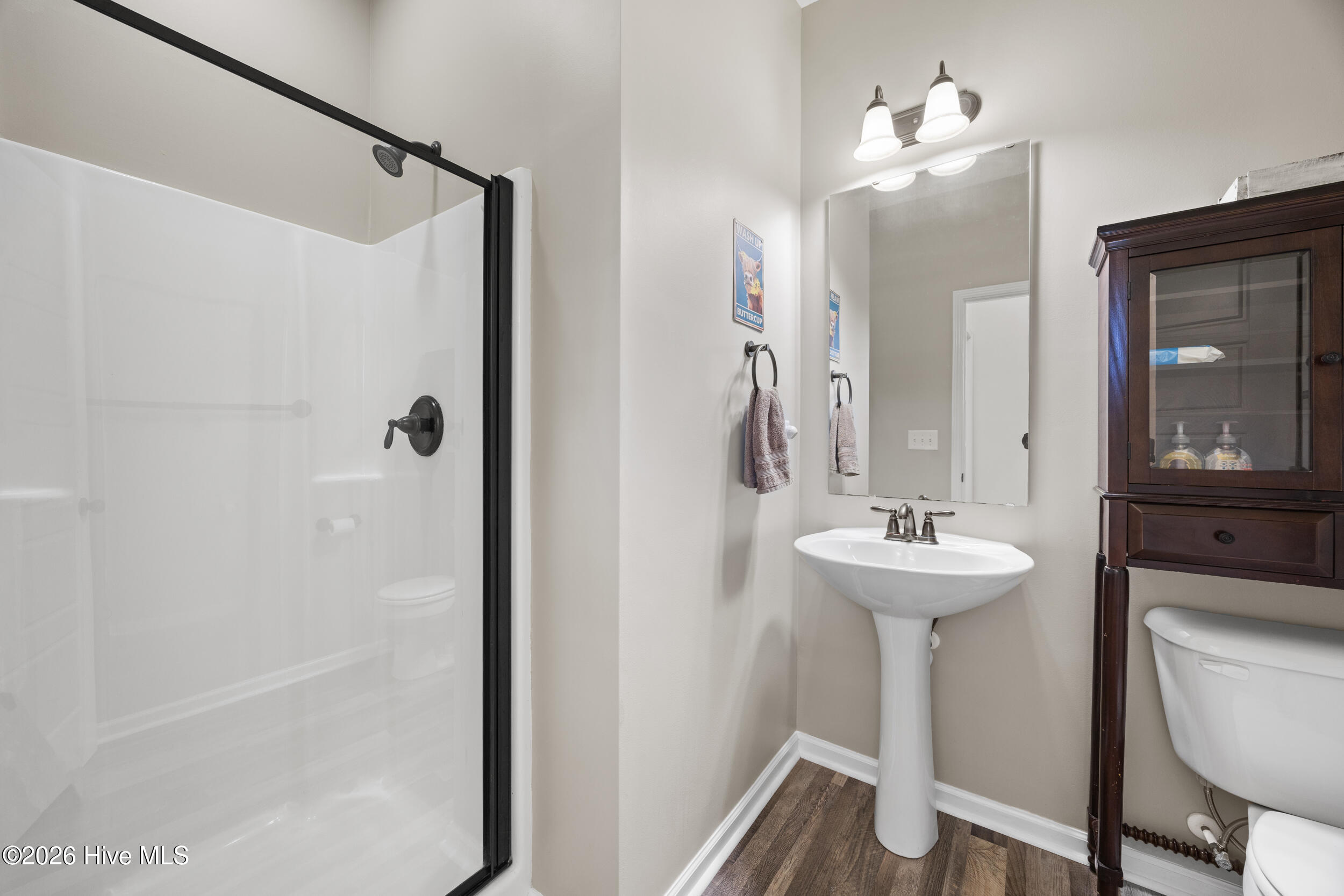 100549248 | Photo 11