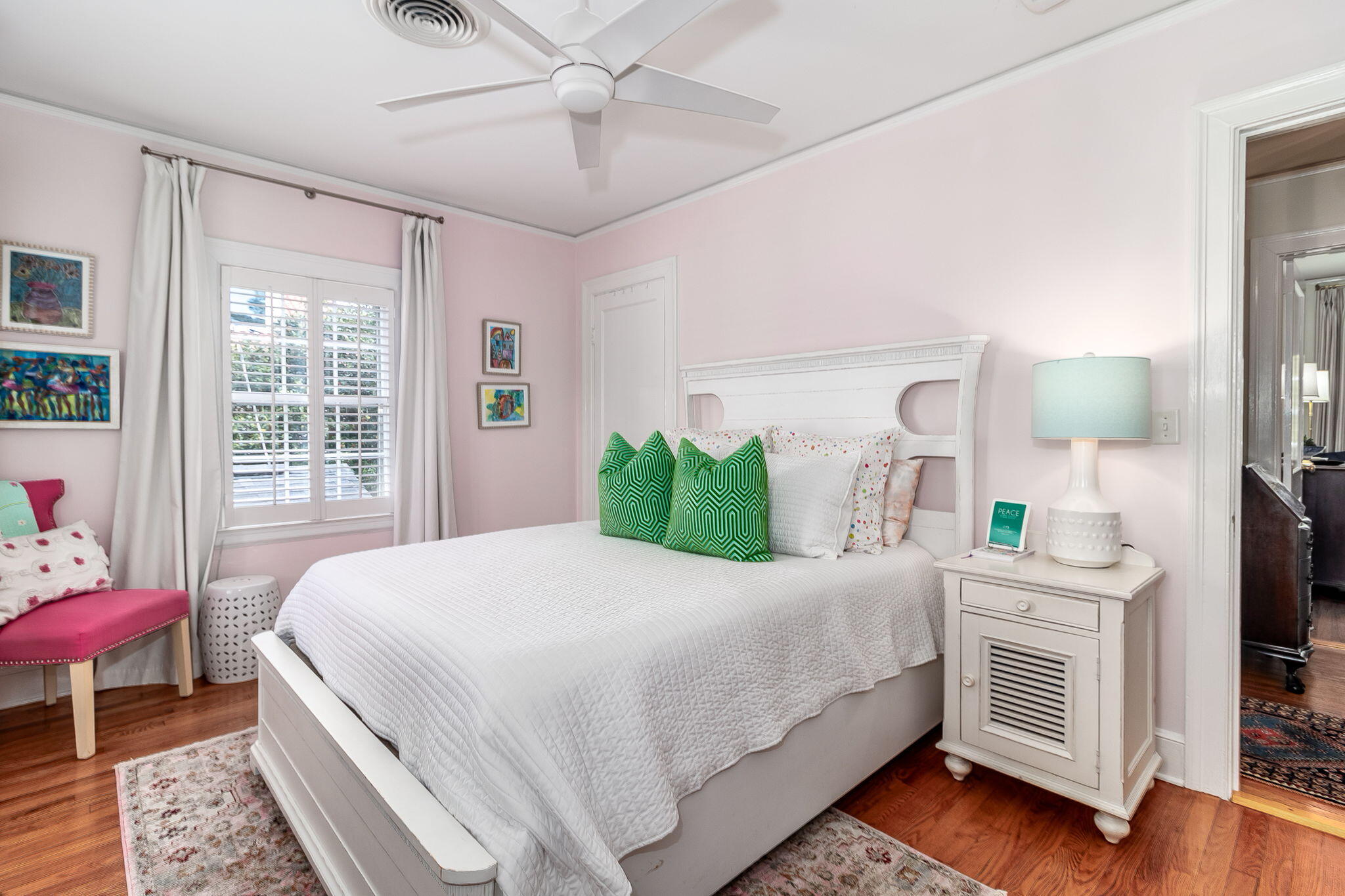 52-web-or-mls-2421 WALTON WAY ©--34