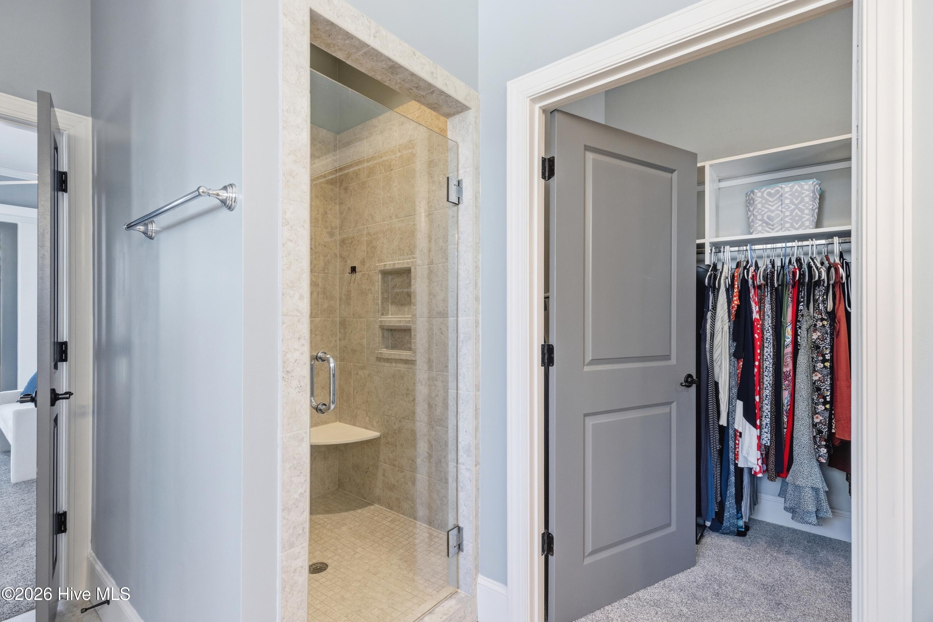 100556078 | Photo 45