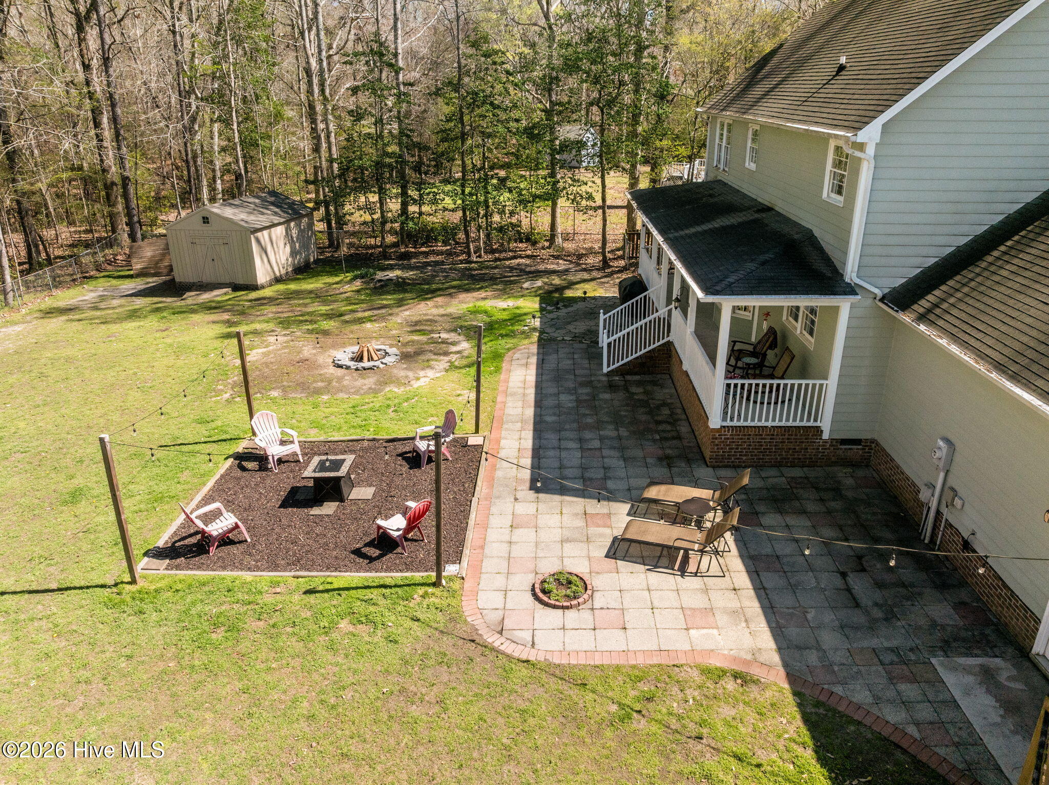 100561787 | Photo 50