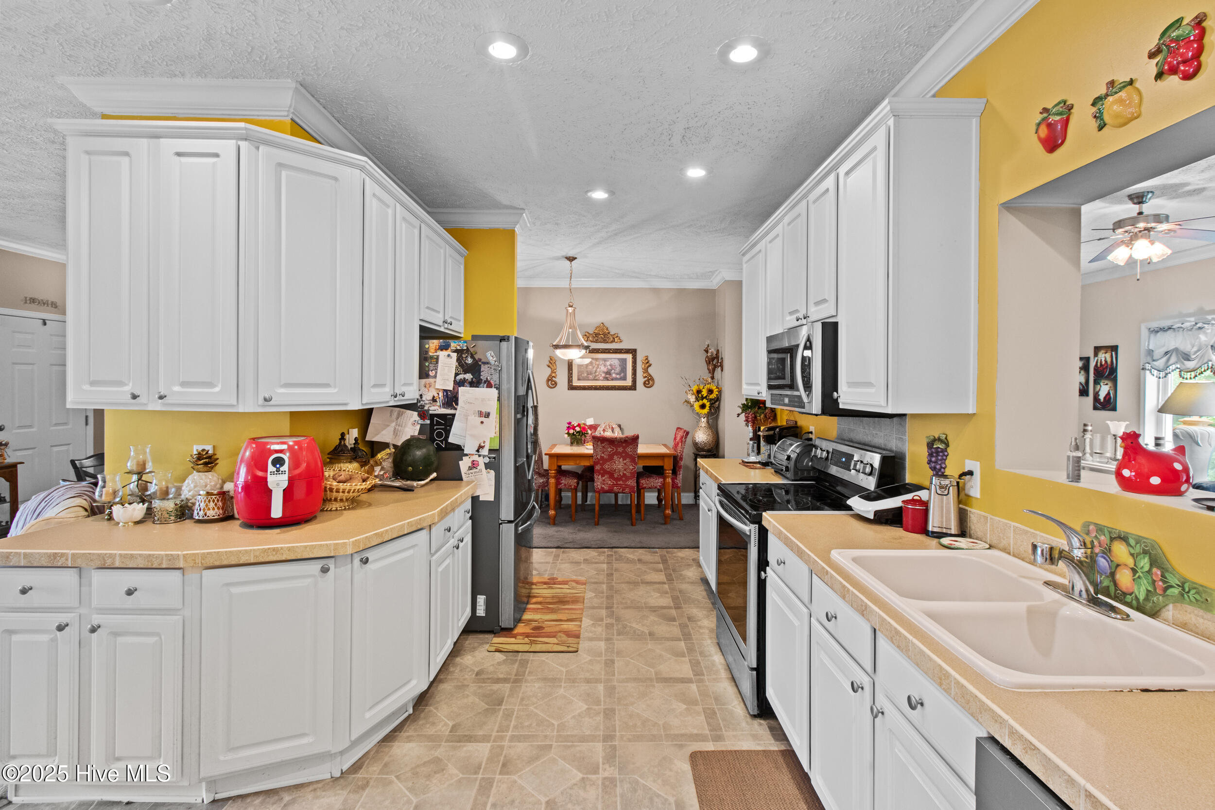 100505236 | Photo 30