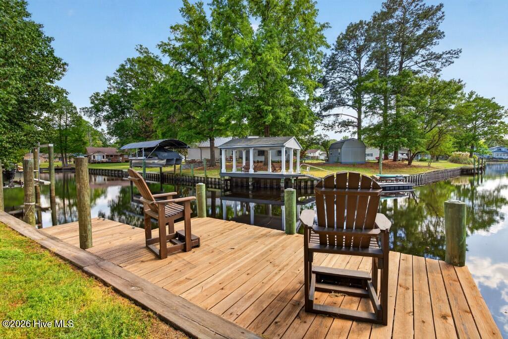 312 Channel Run Drive, New Bern, NC, 28562