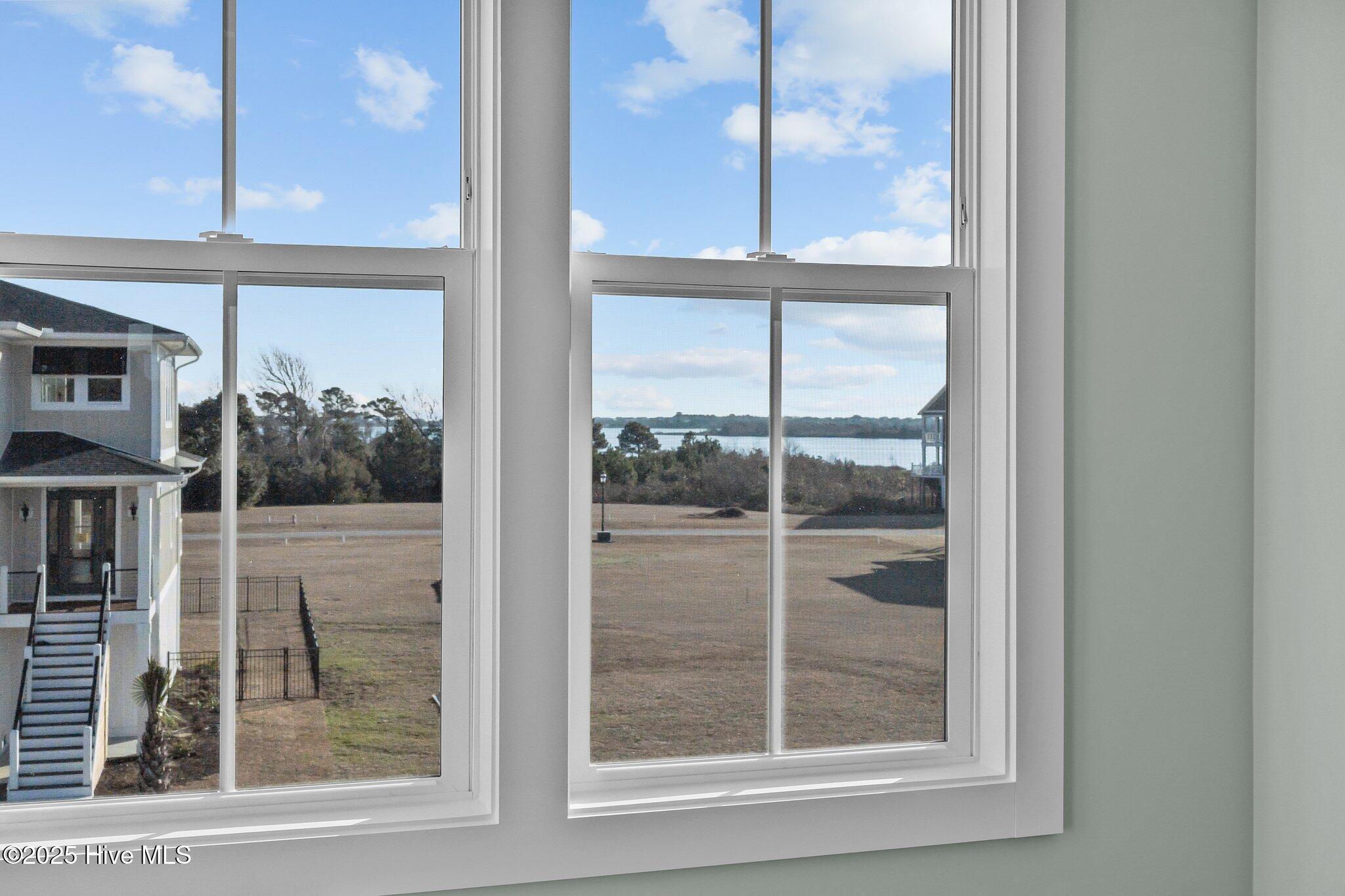 100484964 | Photo 28