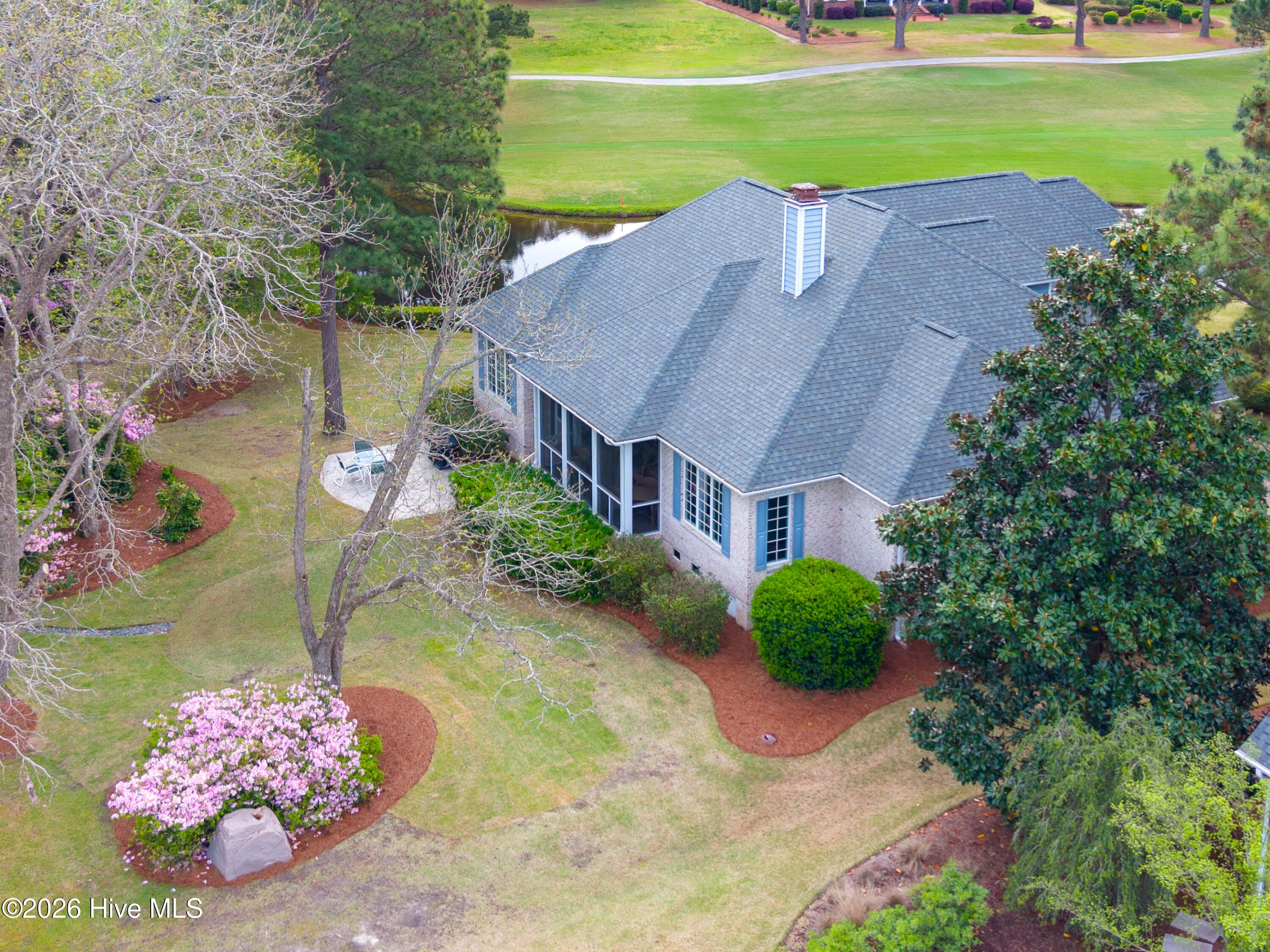 100568595 | Photo 45