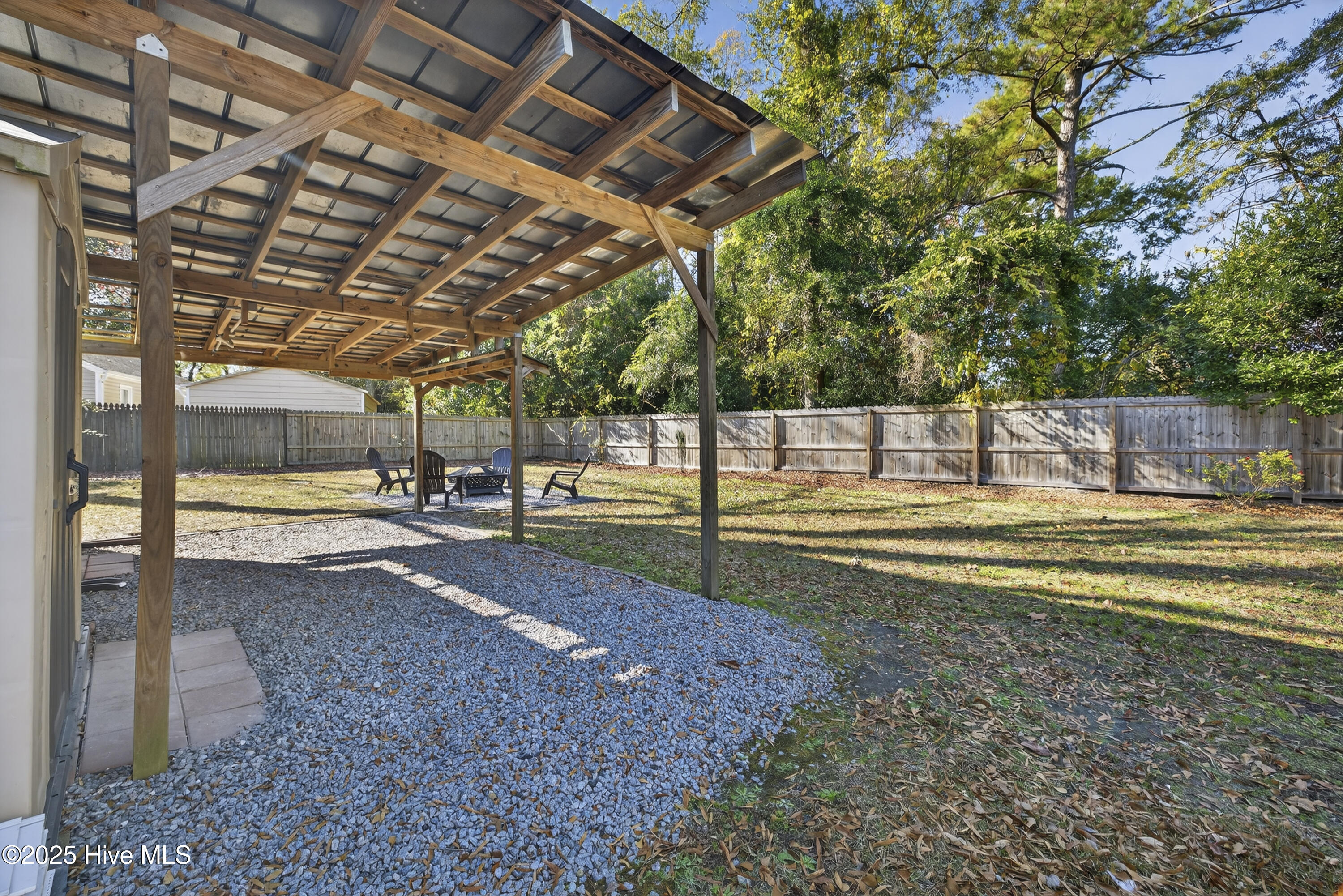 100567481 | Photo 22