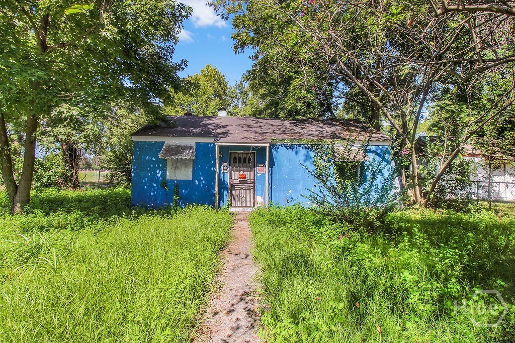 Property at 1019 Carter