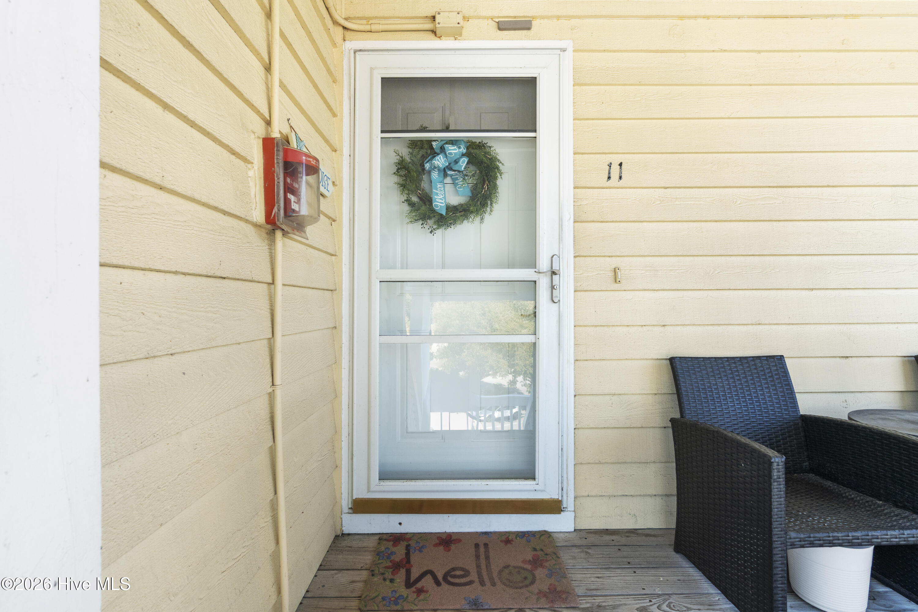 100554820 | Photo 11