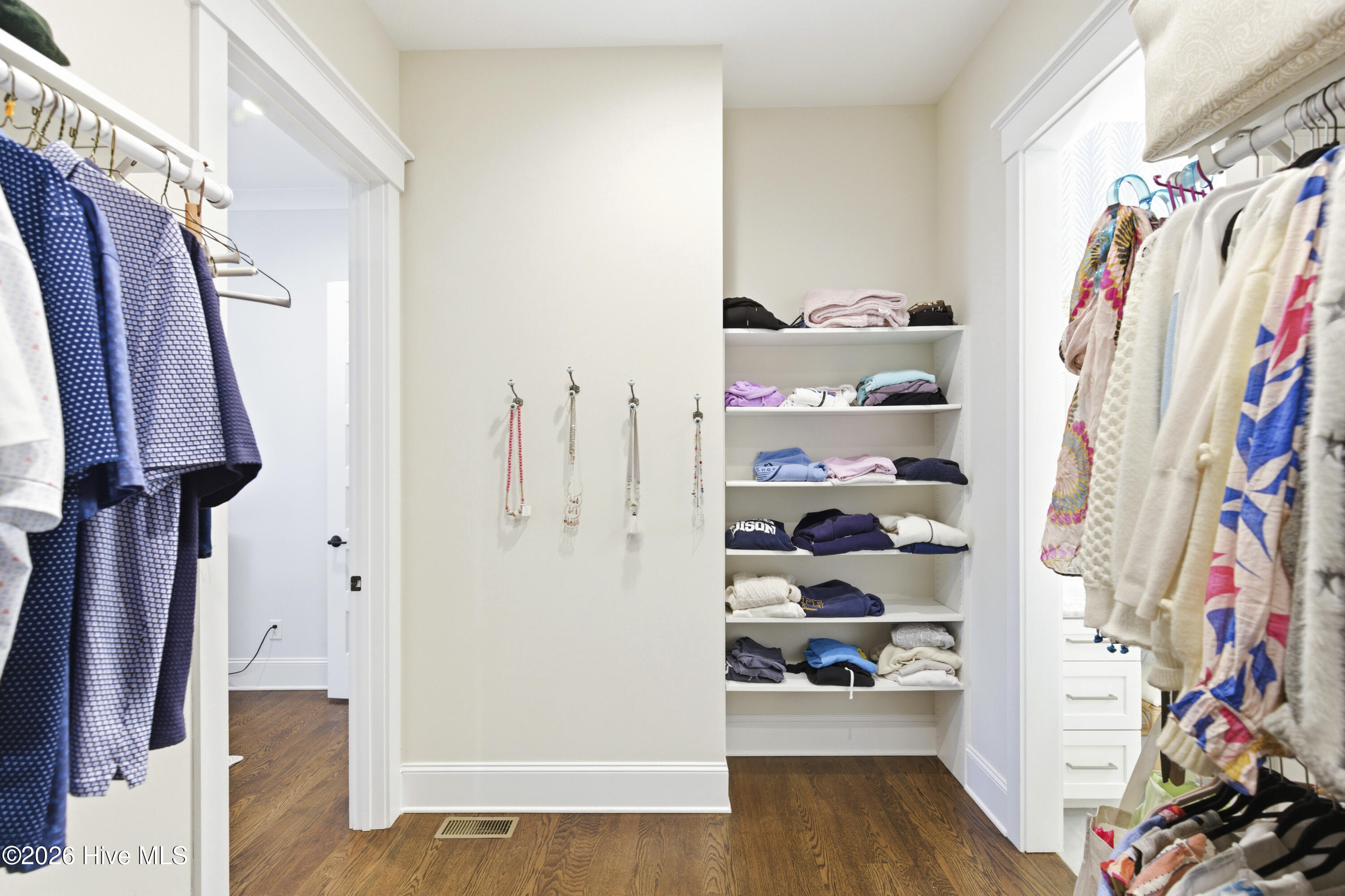 909 Mound Battery Road, Wilmington, NC, 28403