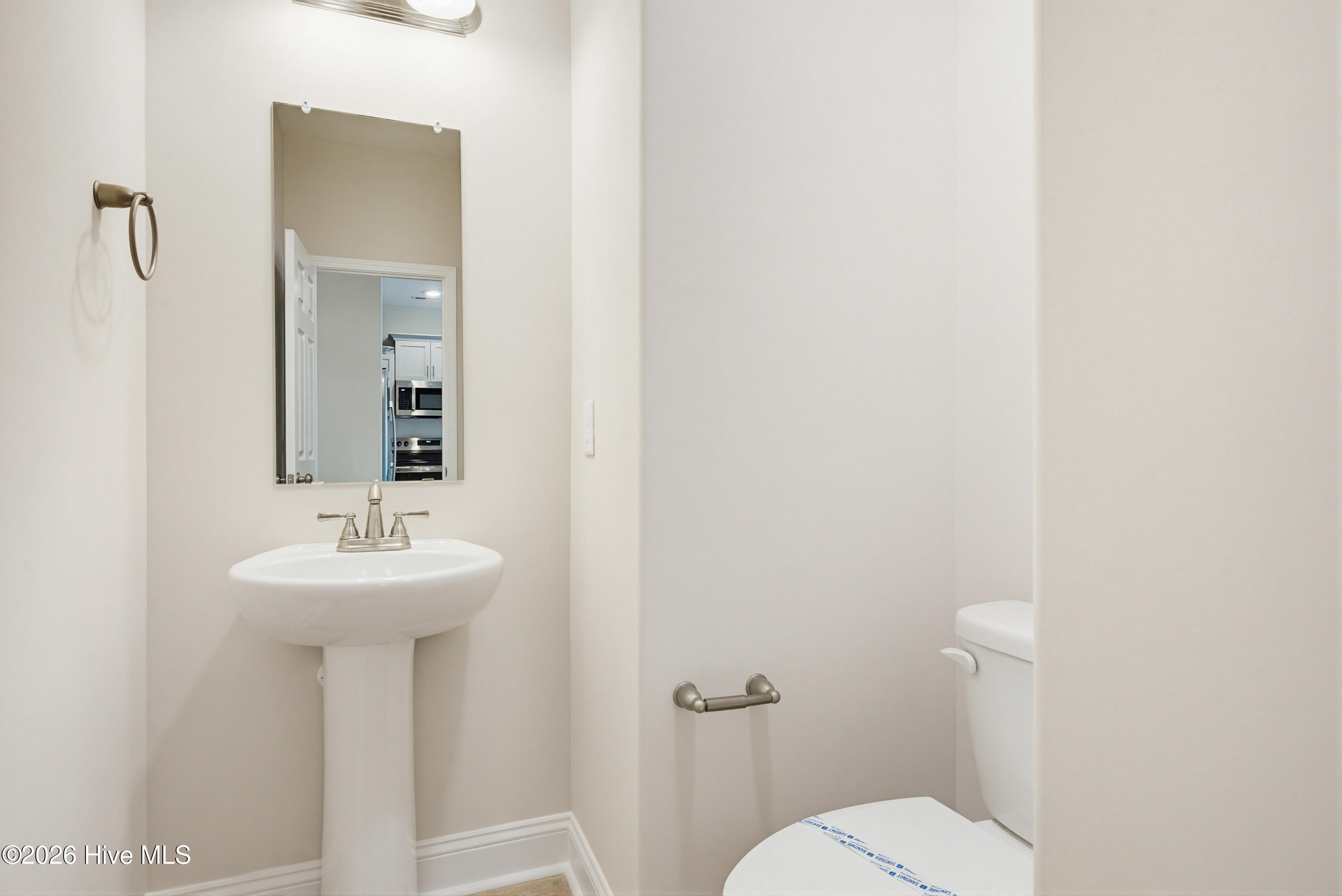 100567611 | Photo 16