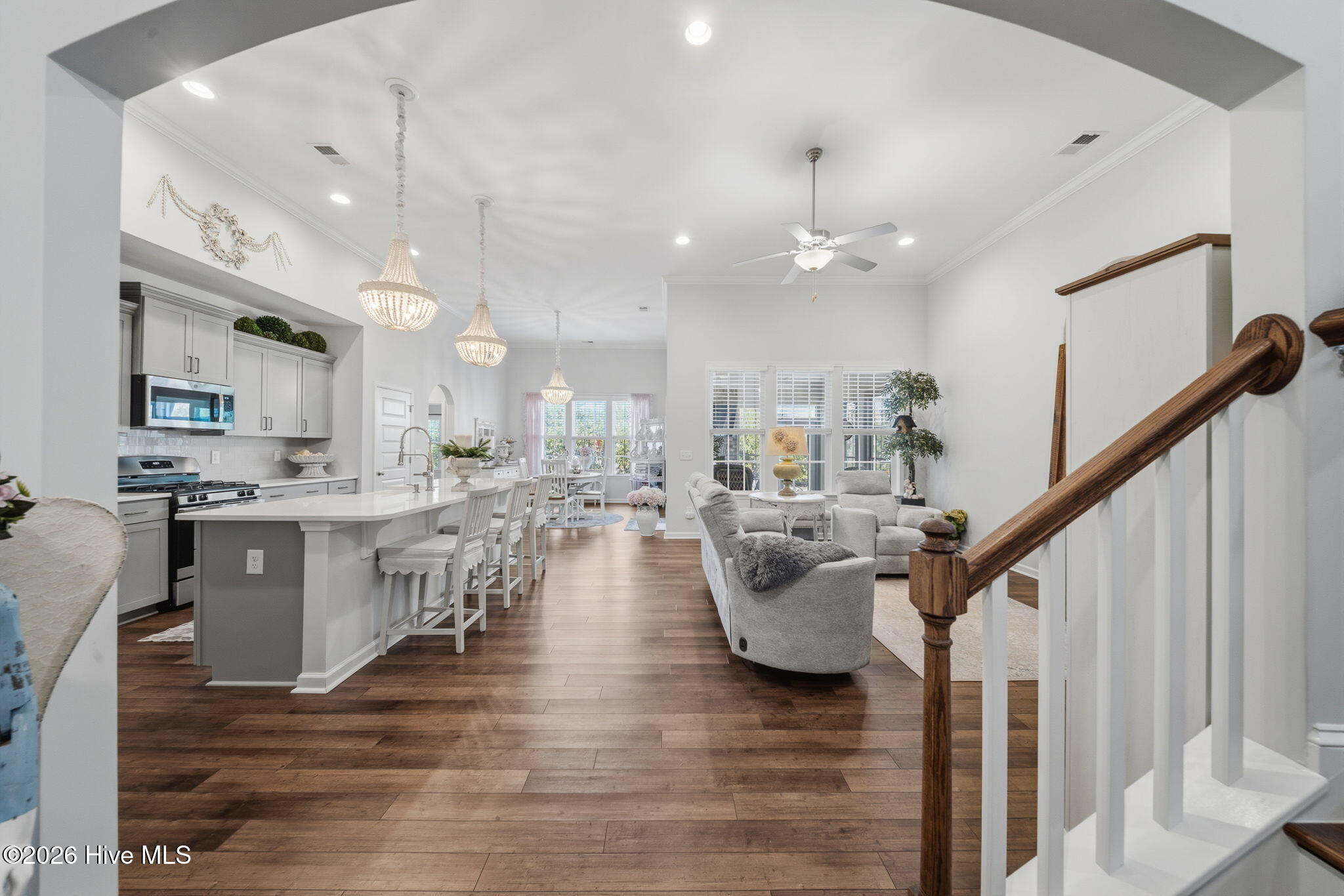 100568500 | Photo 12