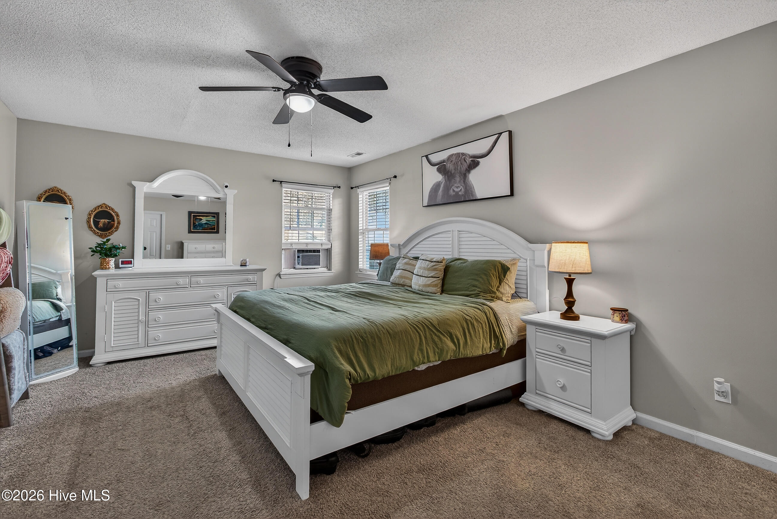 100557845 | Photo 10