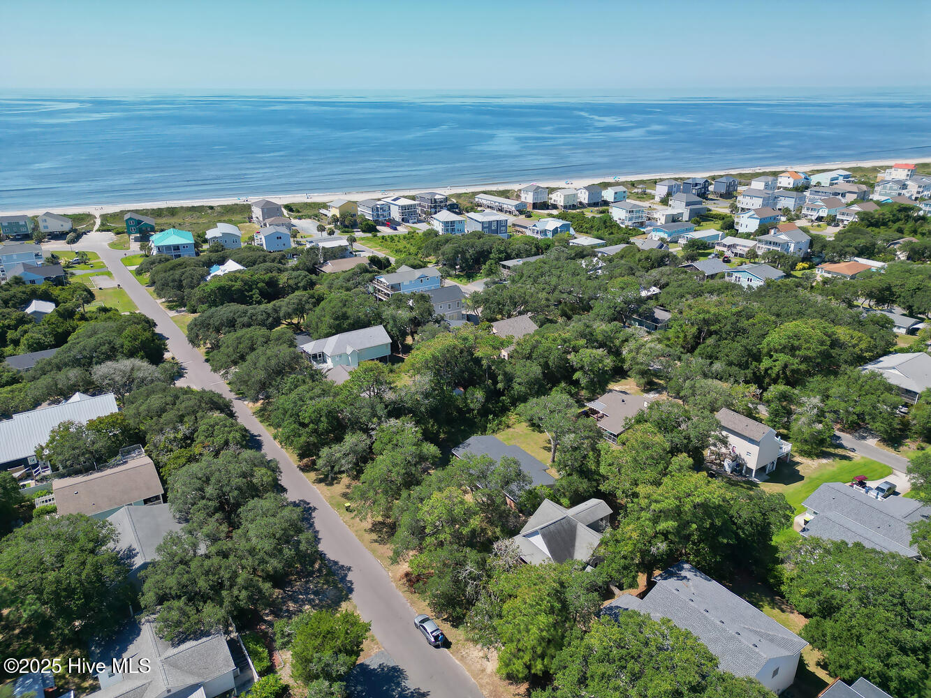 100528234 | Photo 34