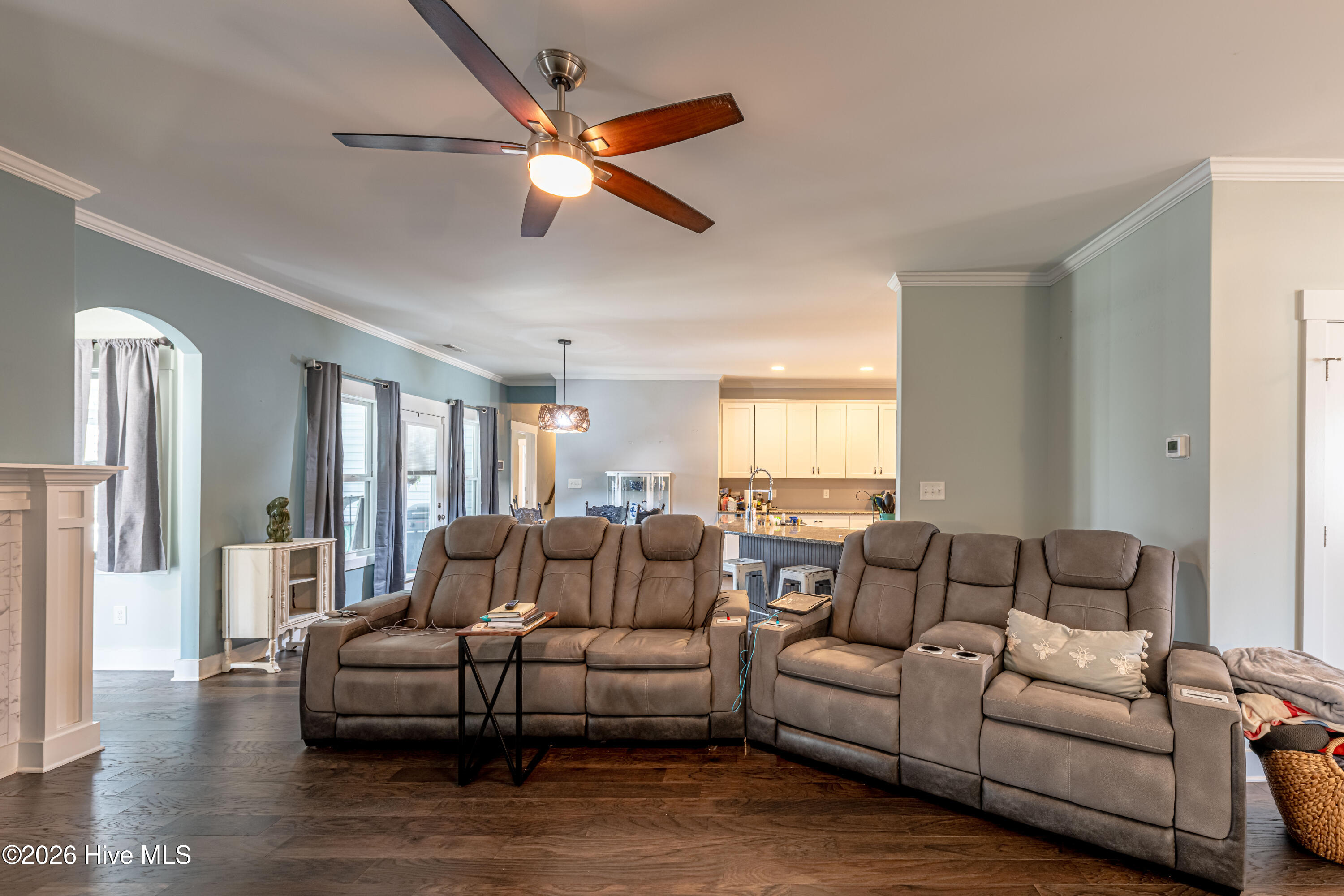 100559174 | Photo 17