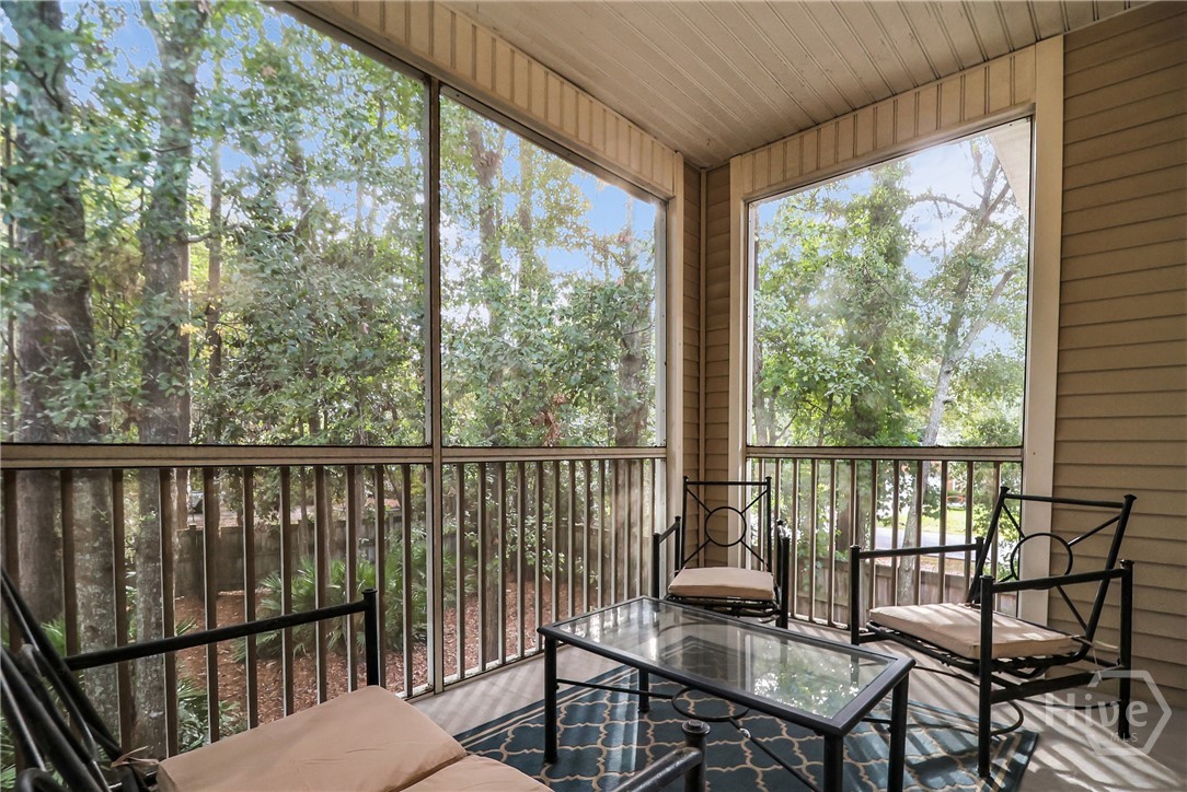 11 River Trace Court