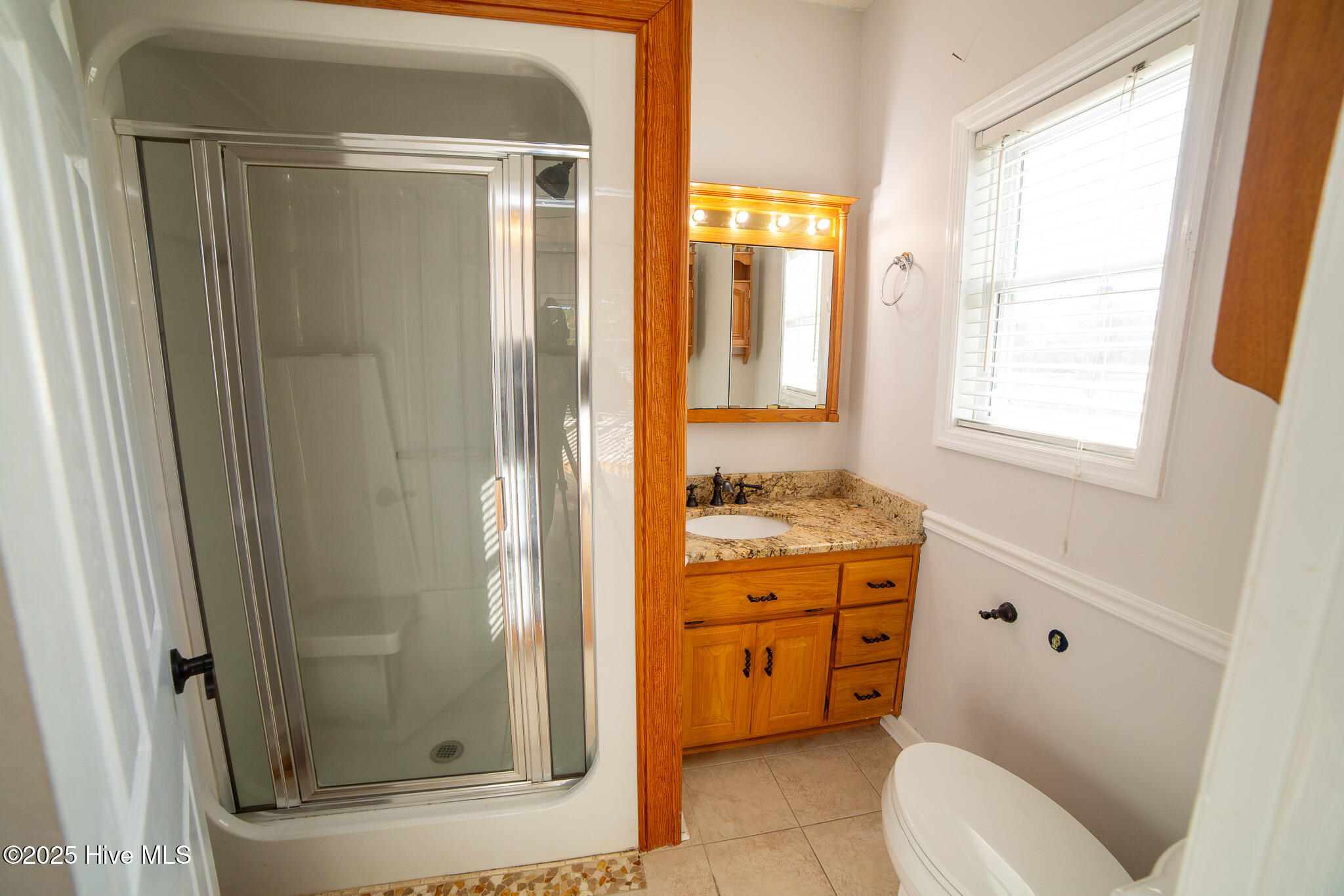 100546342 | Photo 88