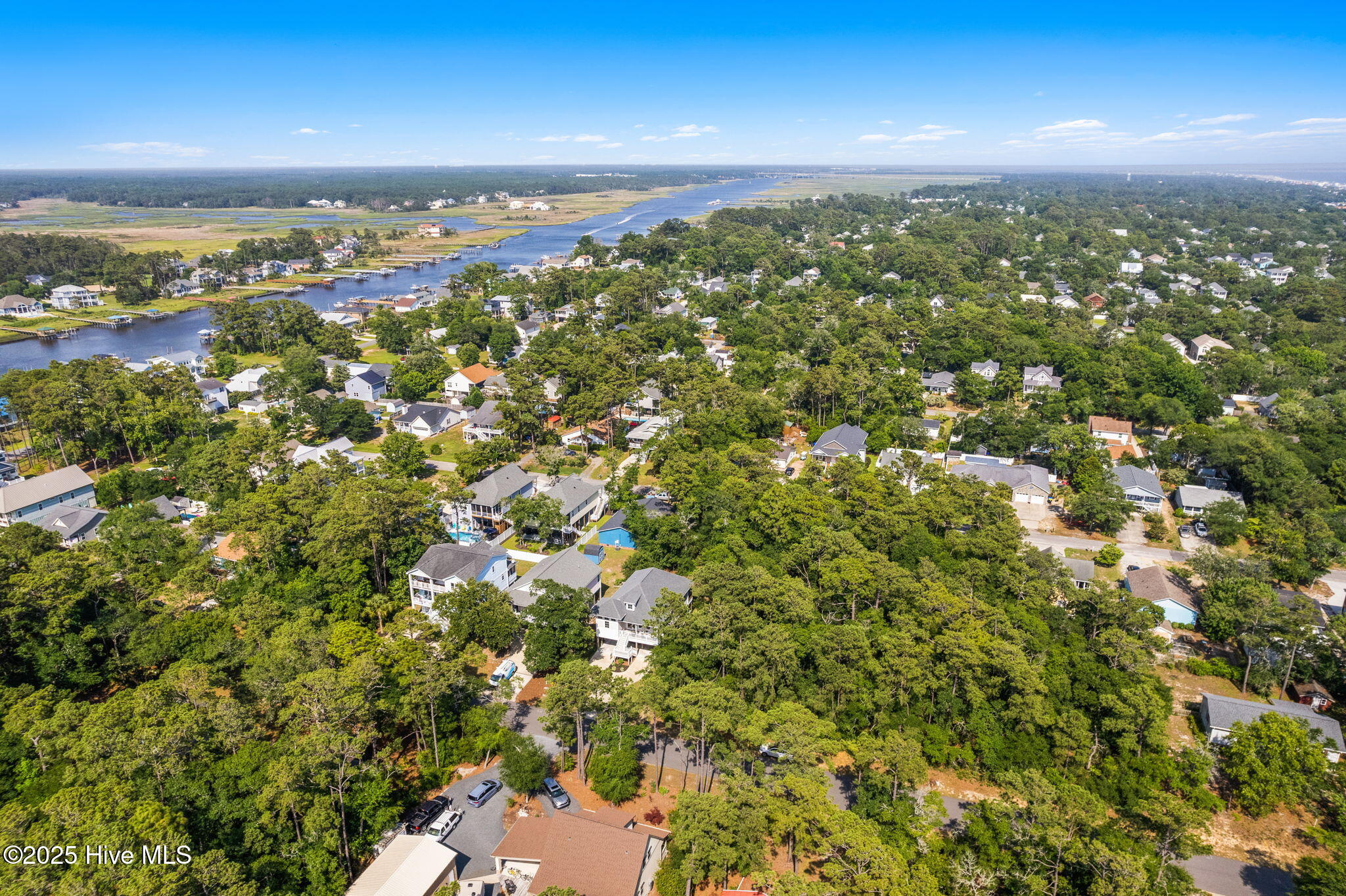 100566861 | Photo 52