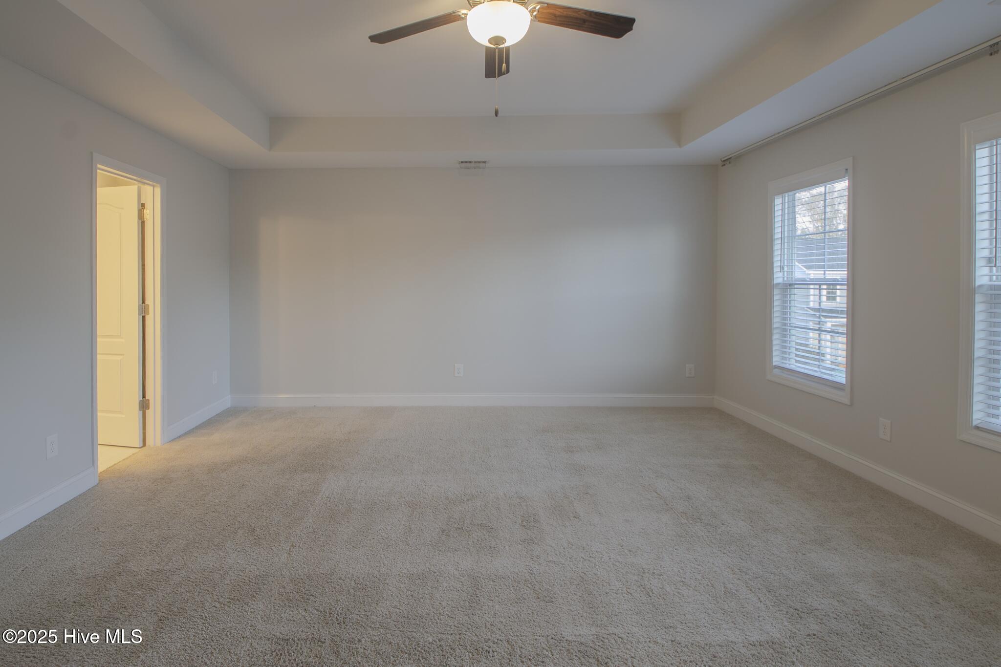 100543314 | Photo 17