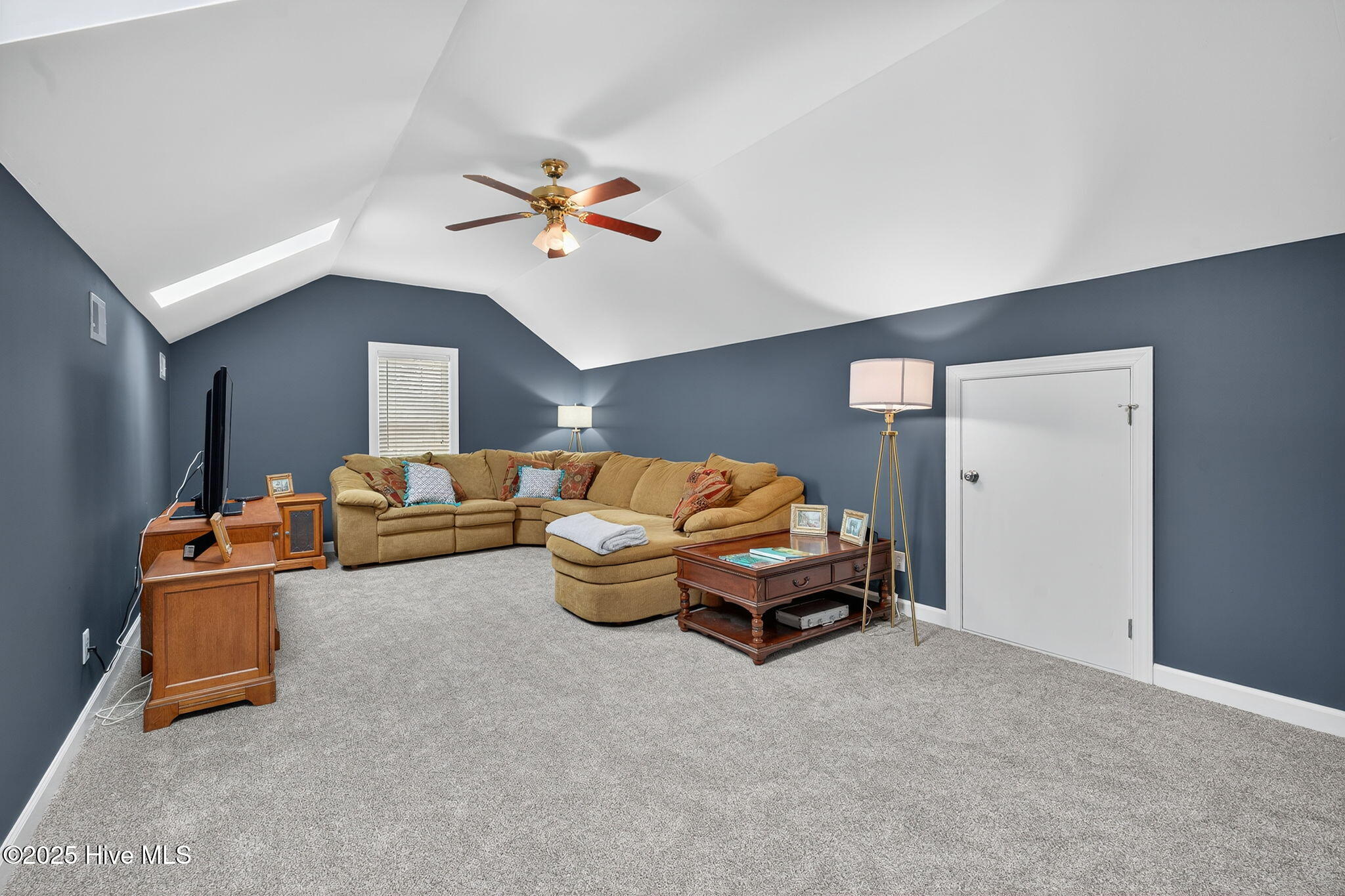 100522503 | Photo 29