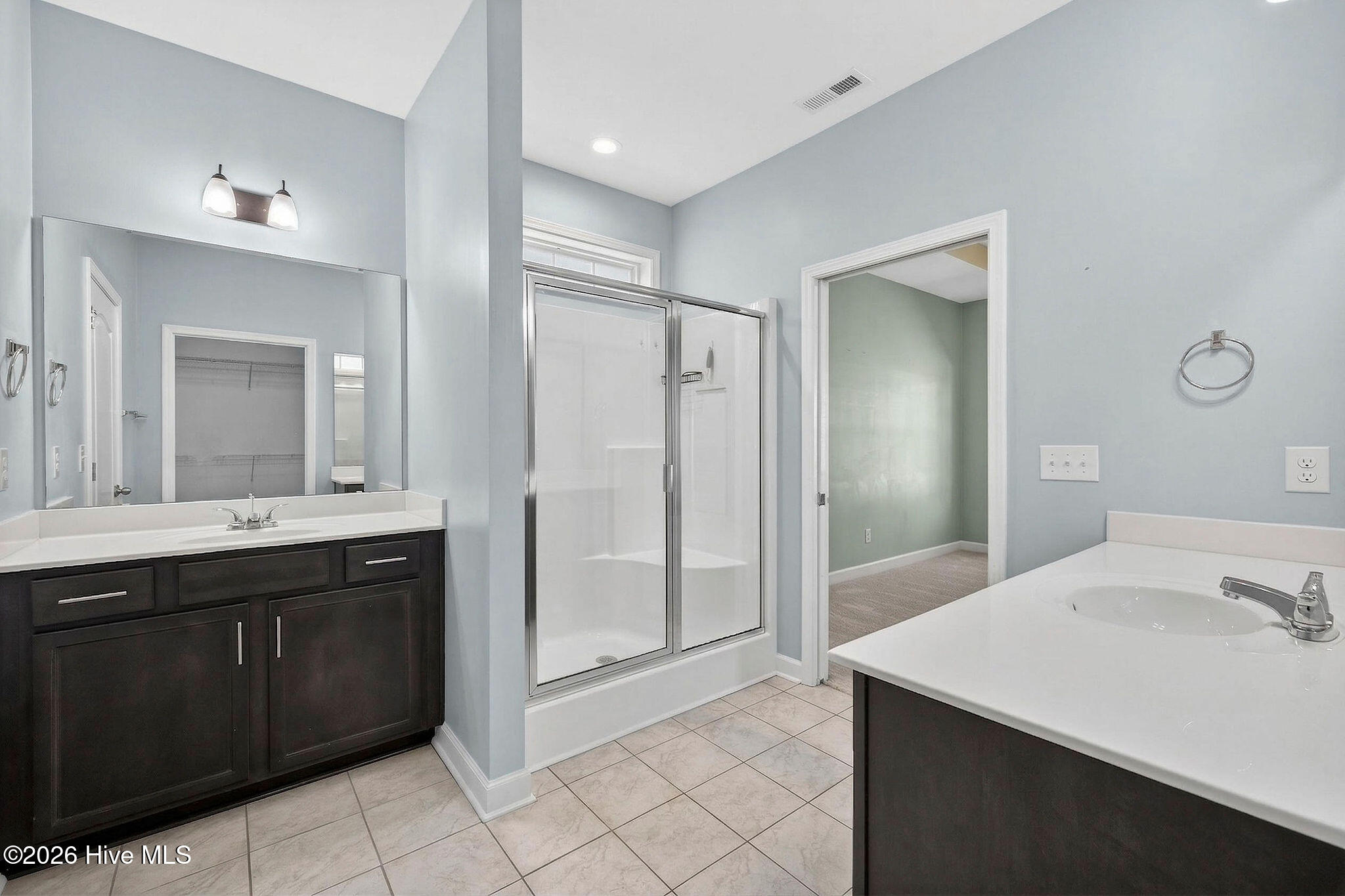 100564802 | Photo 27