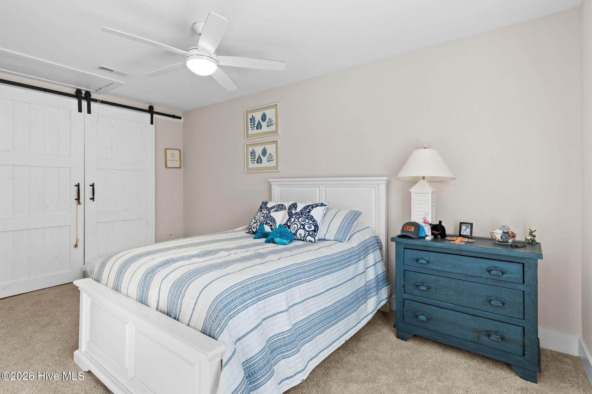 100560331 | Photo 23